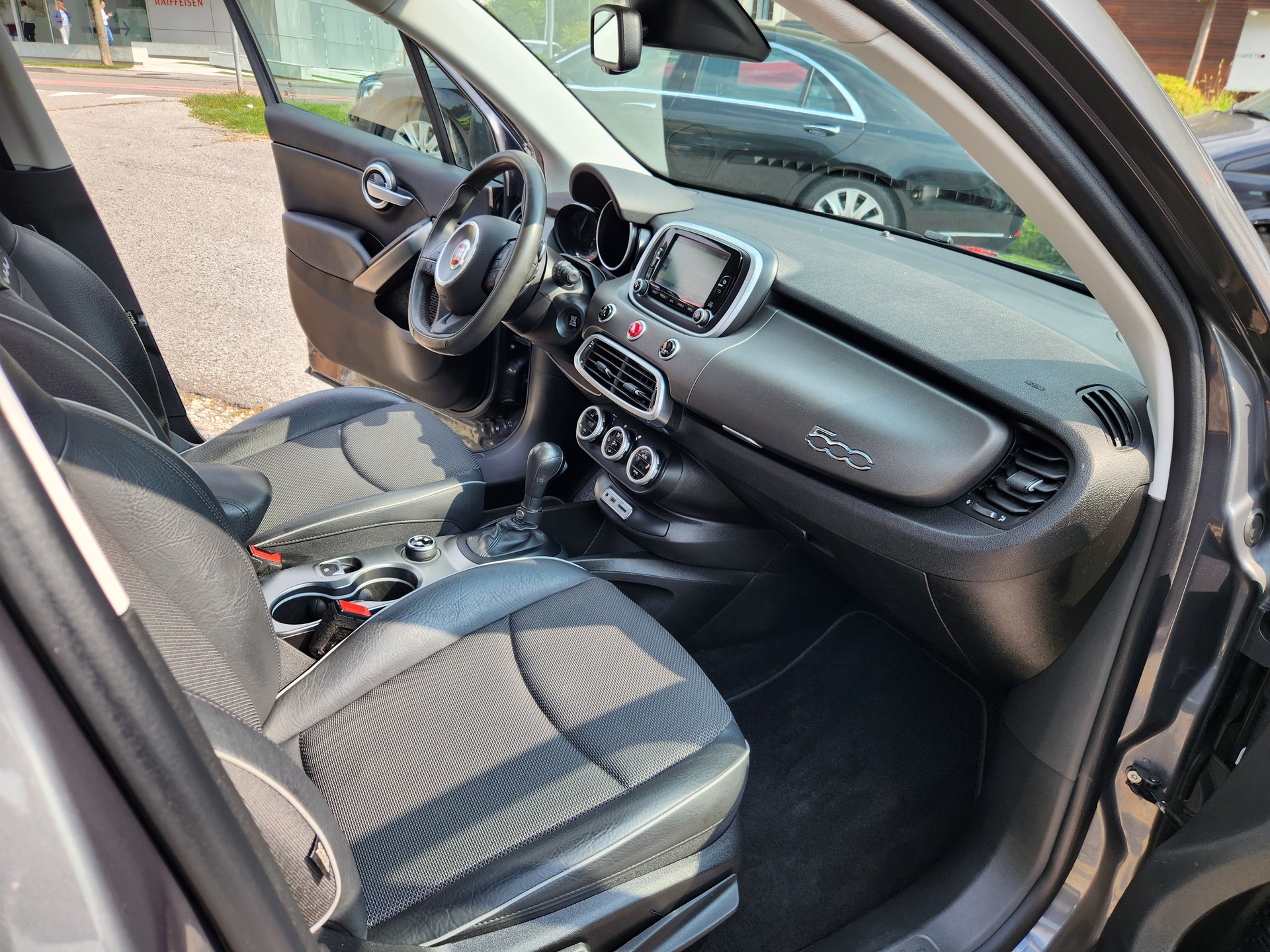 FIAT 500X 2.0 MJ Cross 4x4 Automatic-image-10