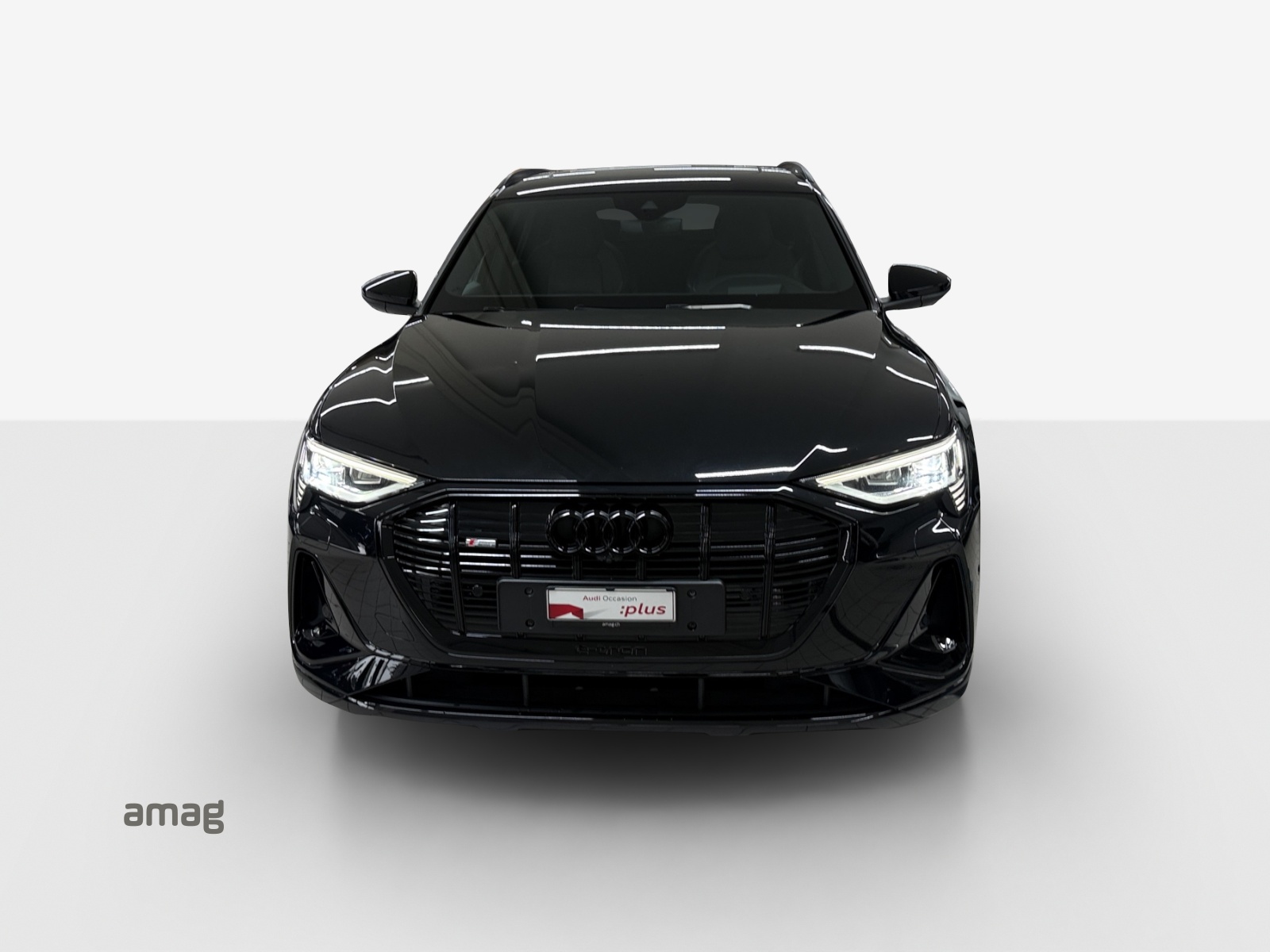 AUDI e-tron 55 S Line Black Edition quattro-image-7