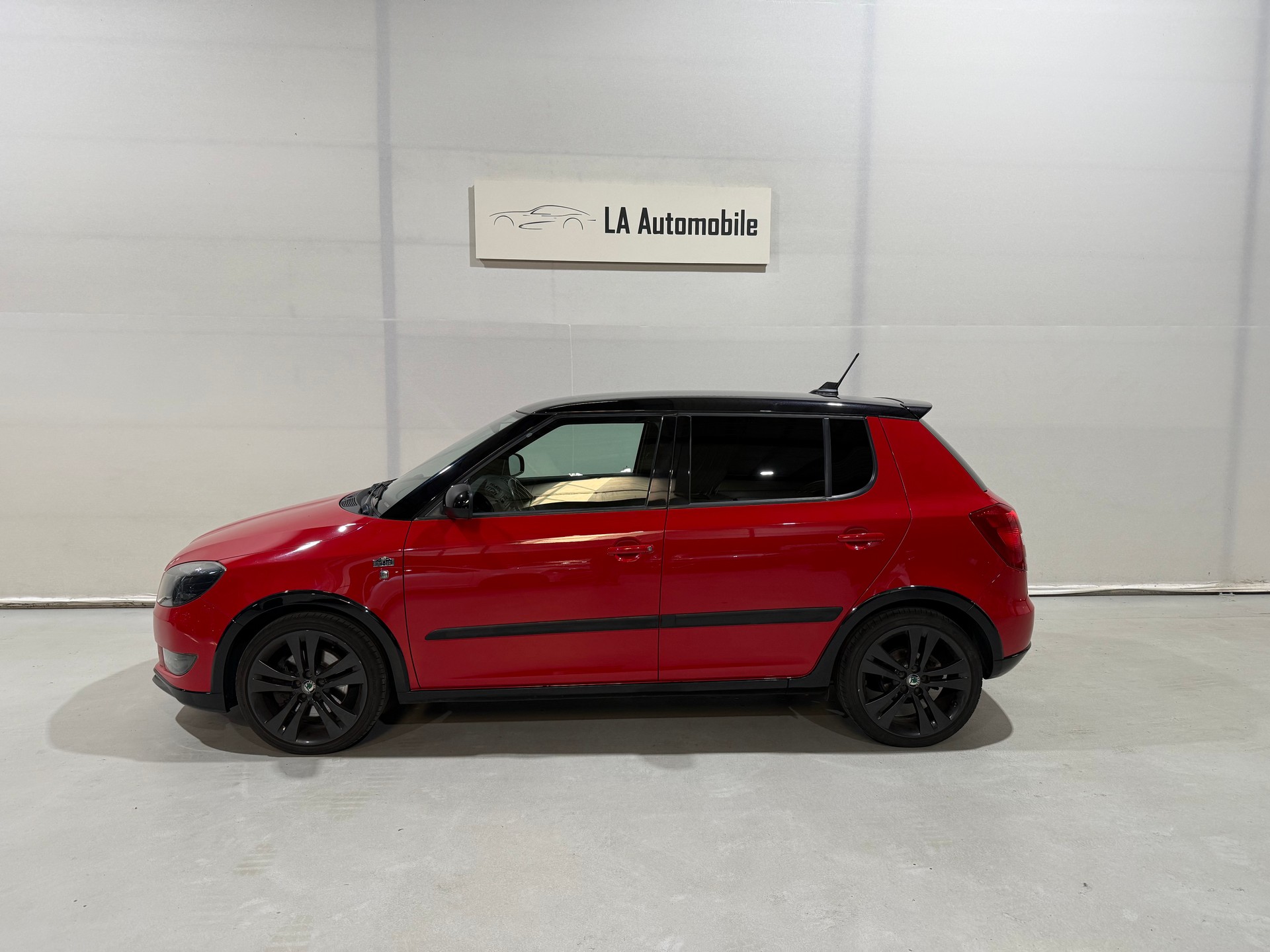 SKODA Fabia 1.2 TSI Monte Carlo-image-2