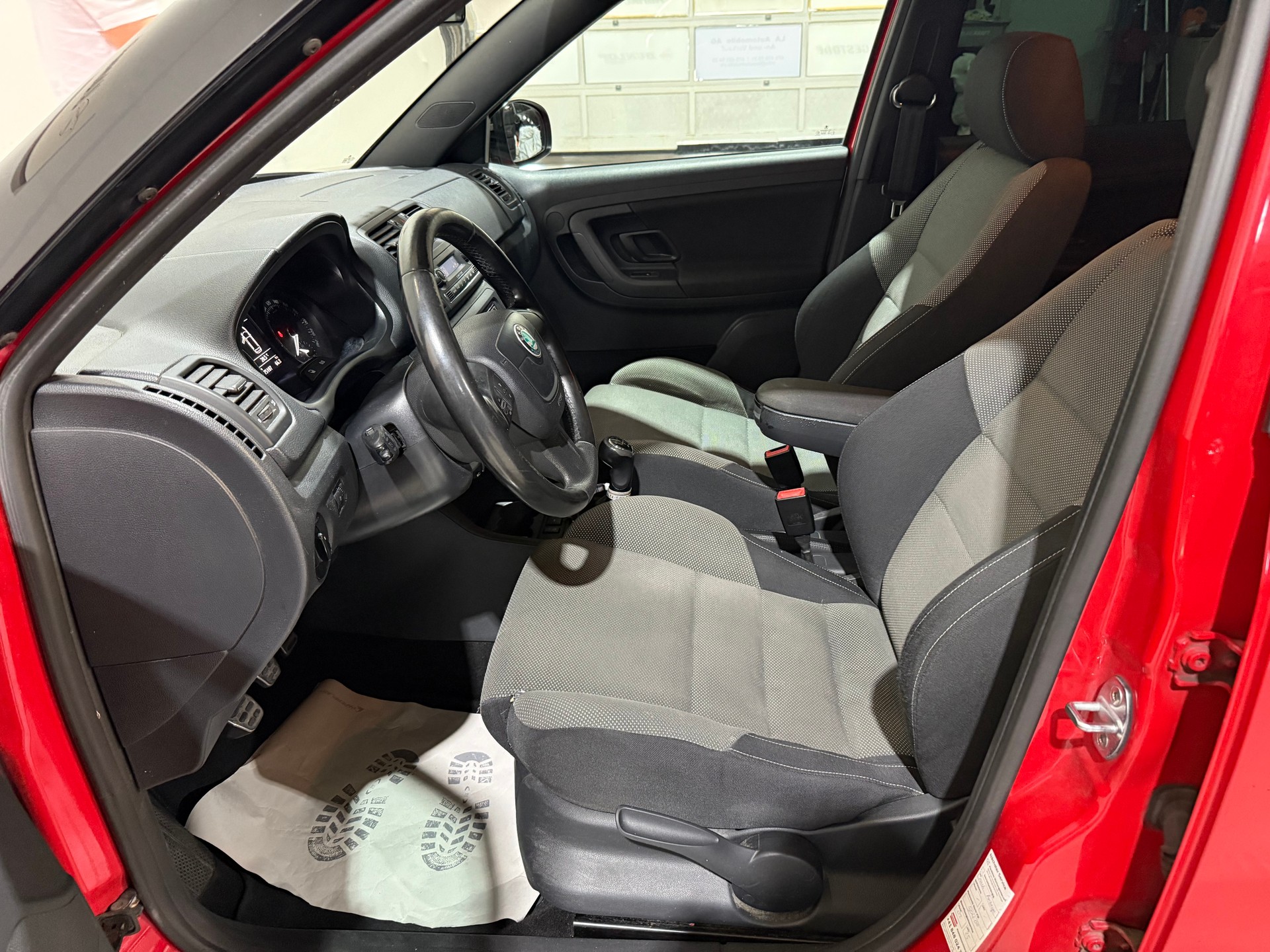 SKODA Fabia 1.2 TSI Monte Carlo-image-12