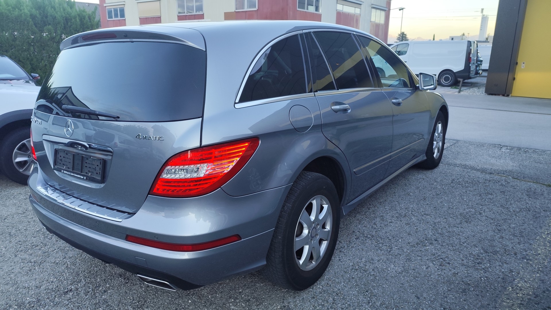 MERCEDES-BENZ R 350 CDI 4Matic 7G-Tronic-image-3