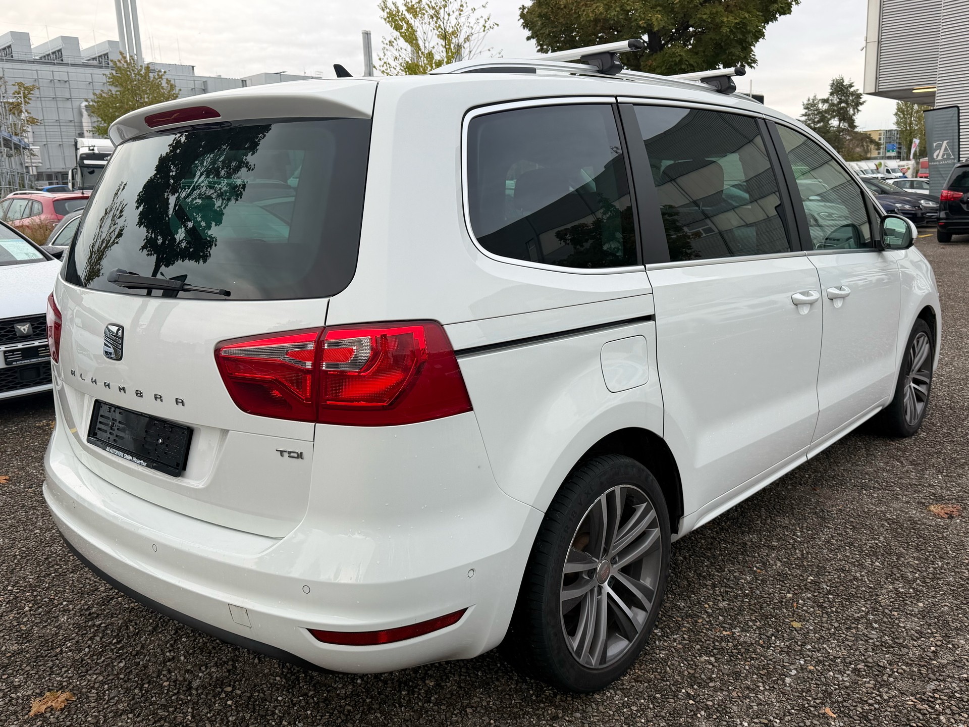 SEAT Alhambra 2.0 TDI Style Viva DSG-image-4
