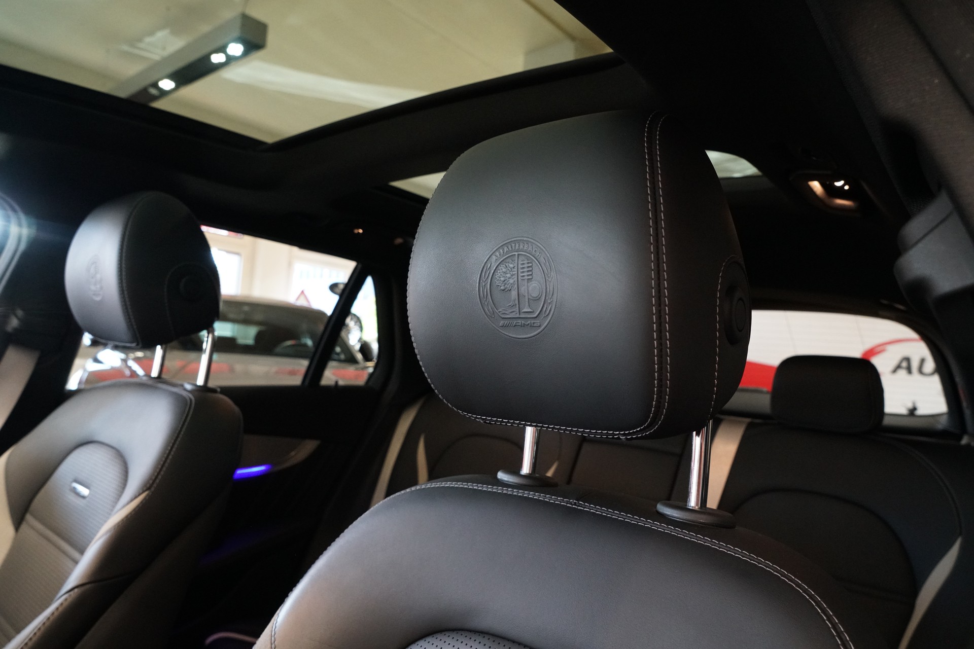 MERCEDES-BENZ GLC 63 S AMG 4Matic 9G-Tronic-image-20