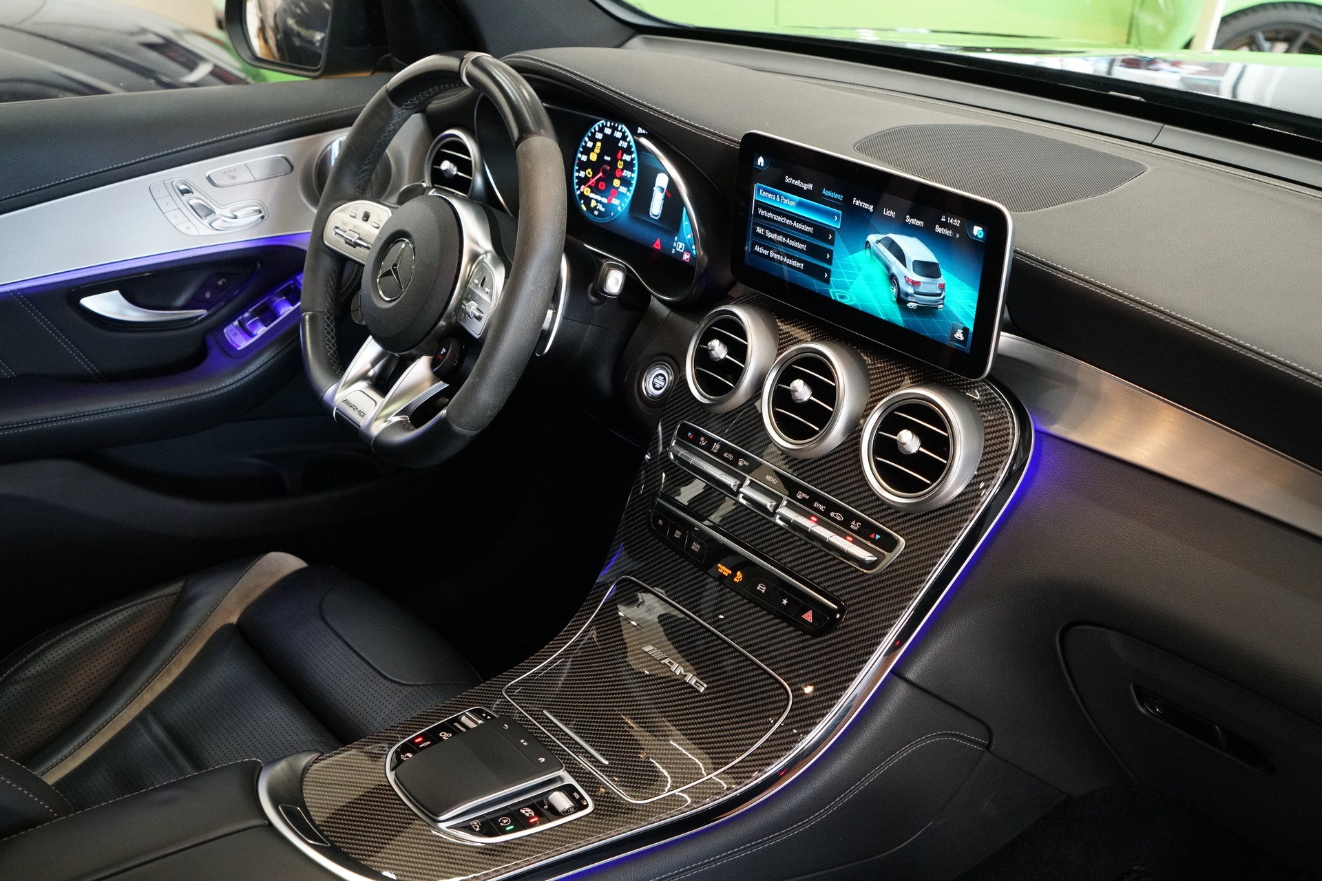 MERCEDES-BENZ GLC 63 S AMG 4Matic 9G-Tronic-image-24