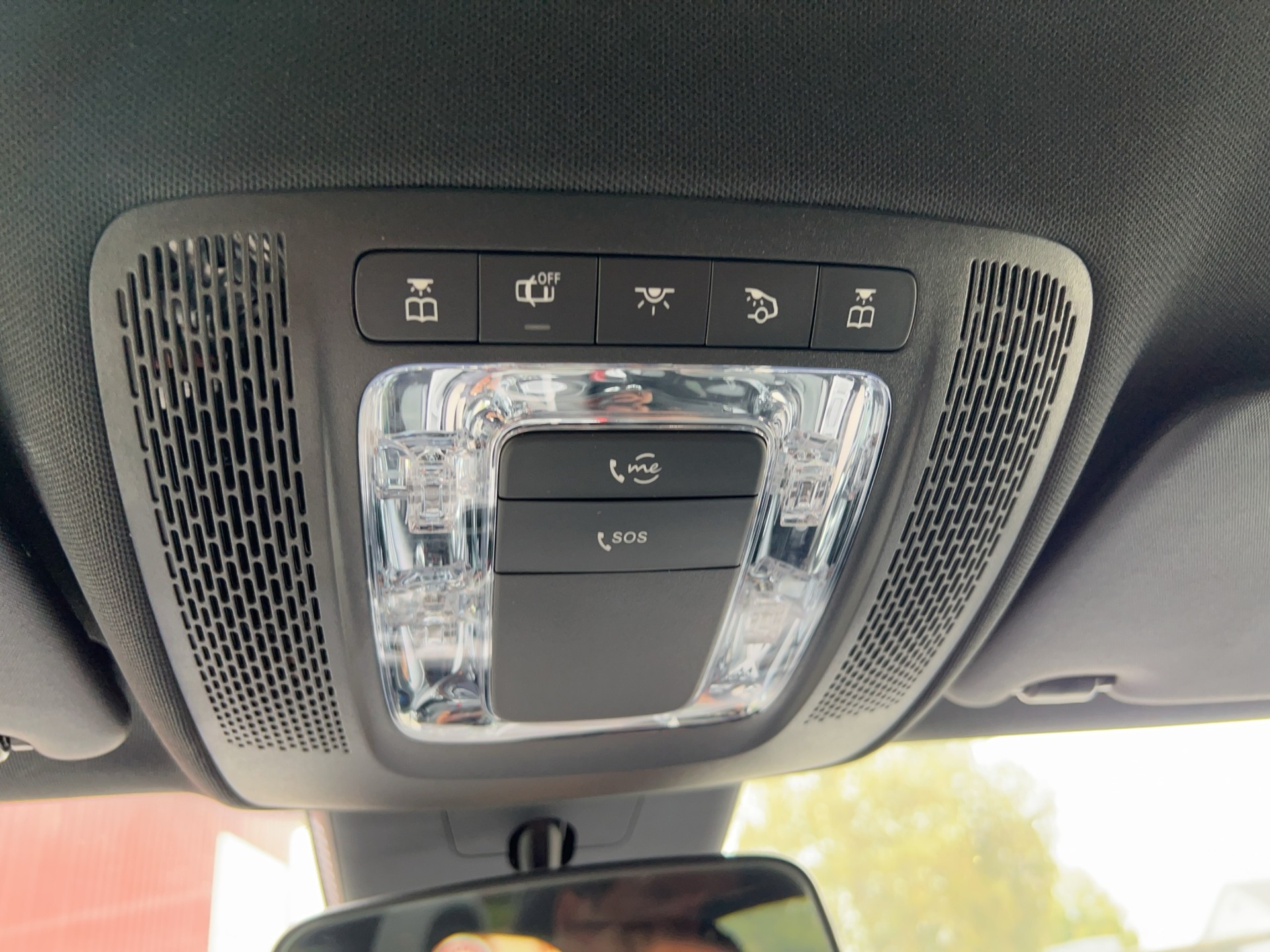 MERCEDES-BENZ A-Klasse A 250 e AMG Line 8G-DCT-image-47