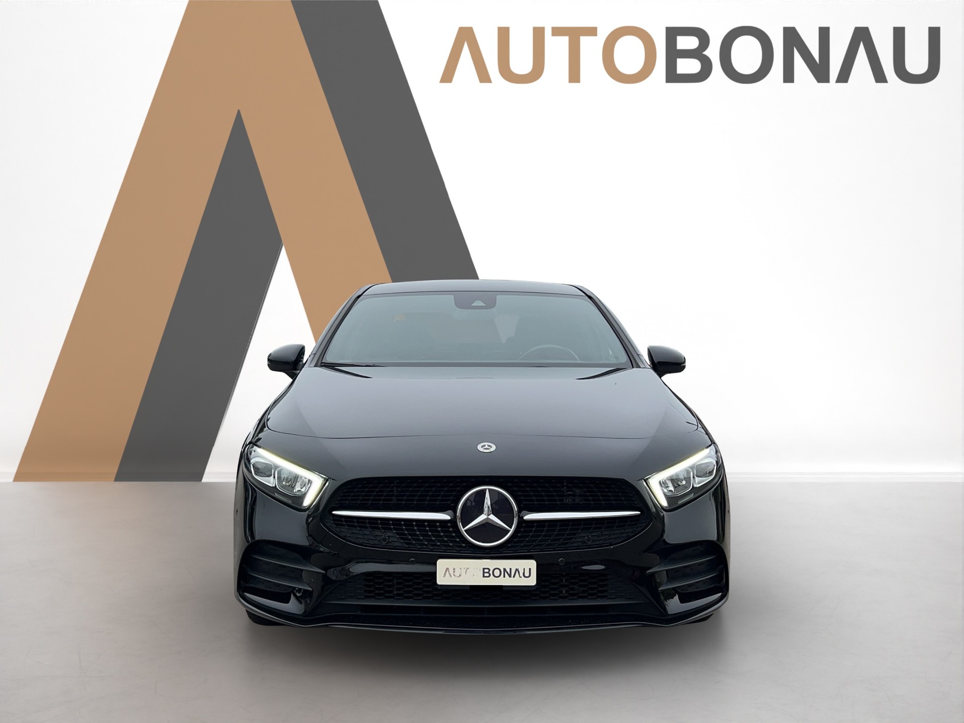 MERCEDES-BENZ A-Klasse A 250 e AMG Line 8G-DCT-image-5
