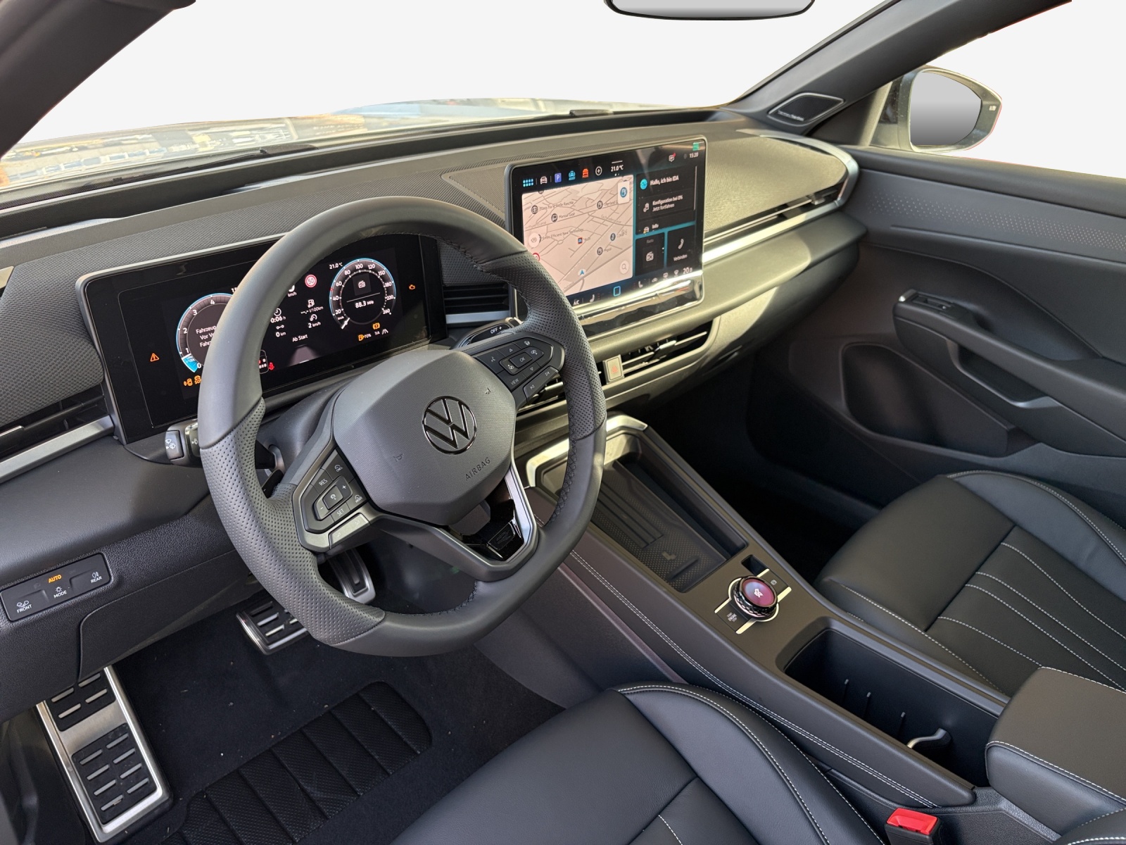 VW T-Roc 1.5 eTSI mHEV R-Line DSG-image-10