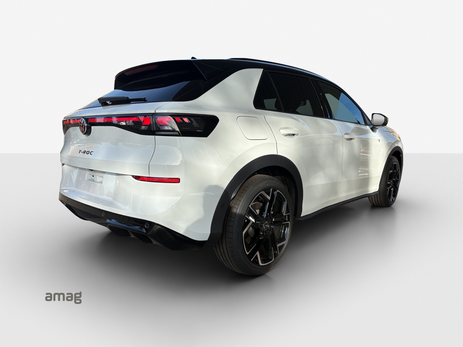 VW T-Roc 1.5 eTSI mHEV R-Line DSG-image-4