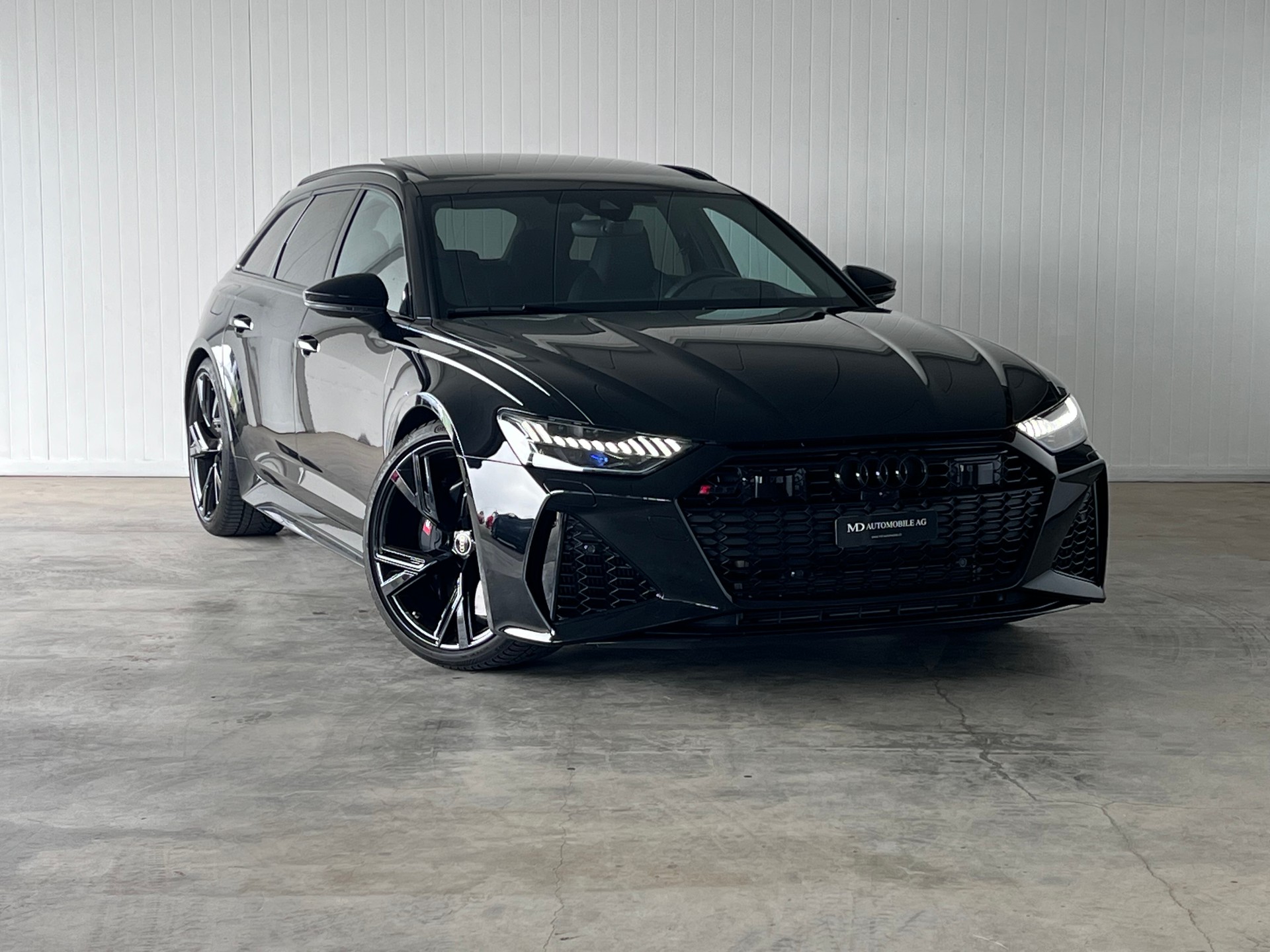 AUDI RS6 Avant 4.0 TFSI V8 quattro-image-4