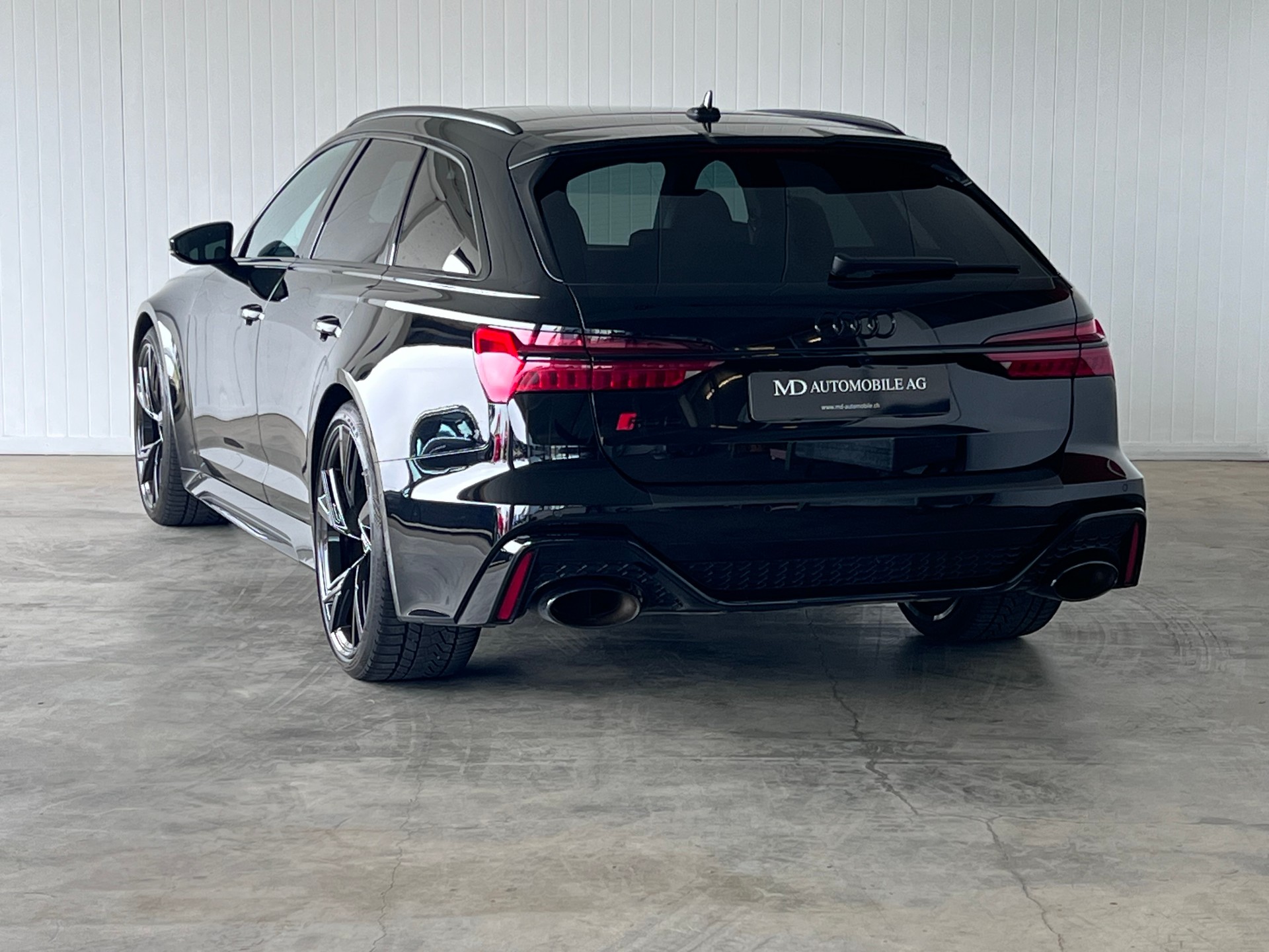 AUDI RS6 Avant 4.0 TFSI V8 quattro-image-11