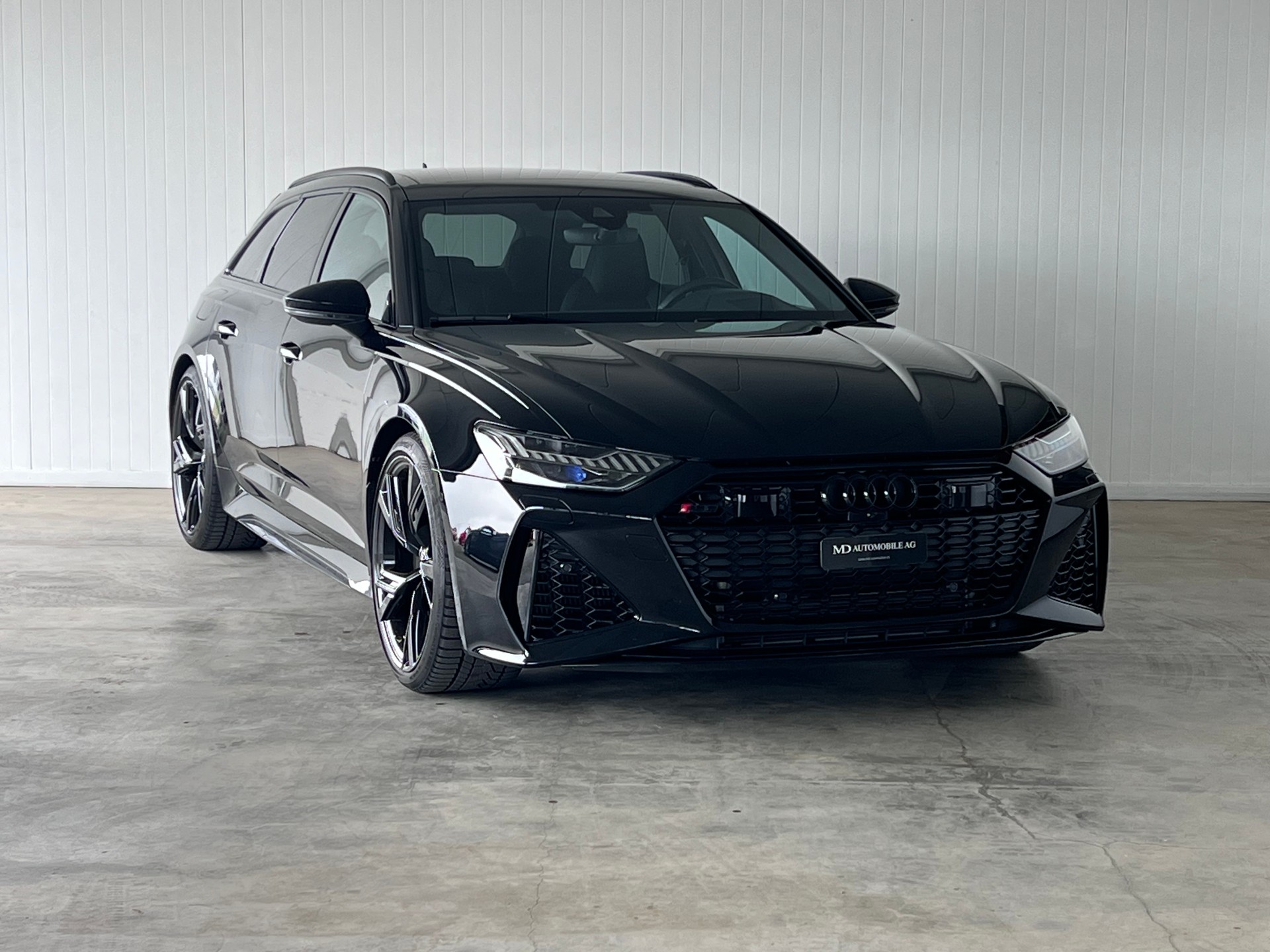 AUDI RS6 Avant 4.0 TFSI V8 quattro-image-2