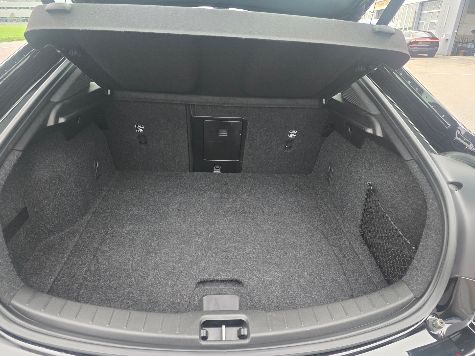 POLESTAR Polestar 2 Long Range Dual Plus Pack 82 kWh-image-8