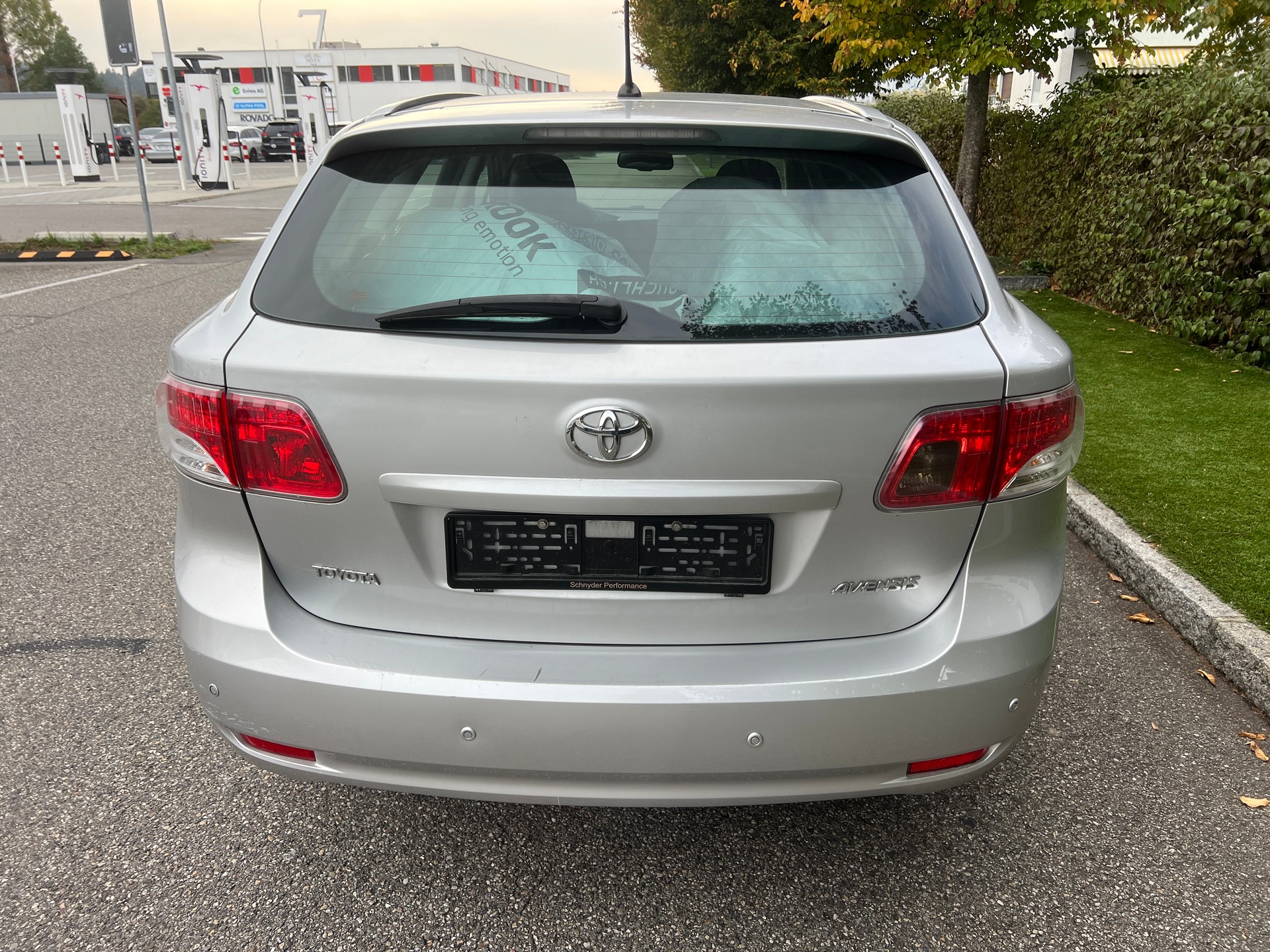 TOYOTA Avensis SW 2.0 Linea Luna Multidrive-image-4