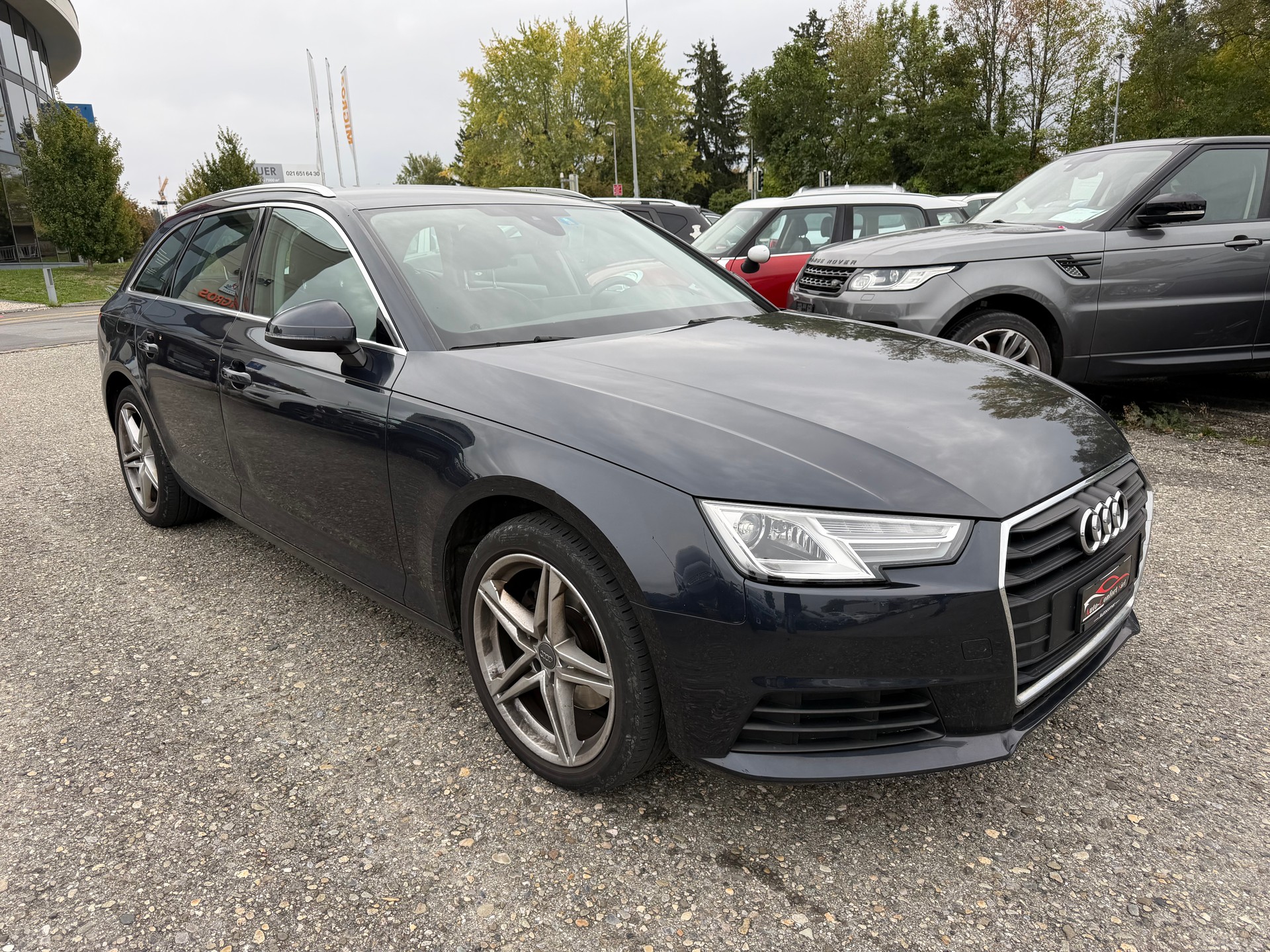 AUDI A4-image-3