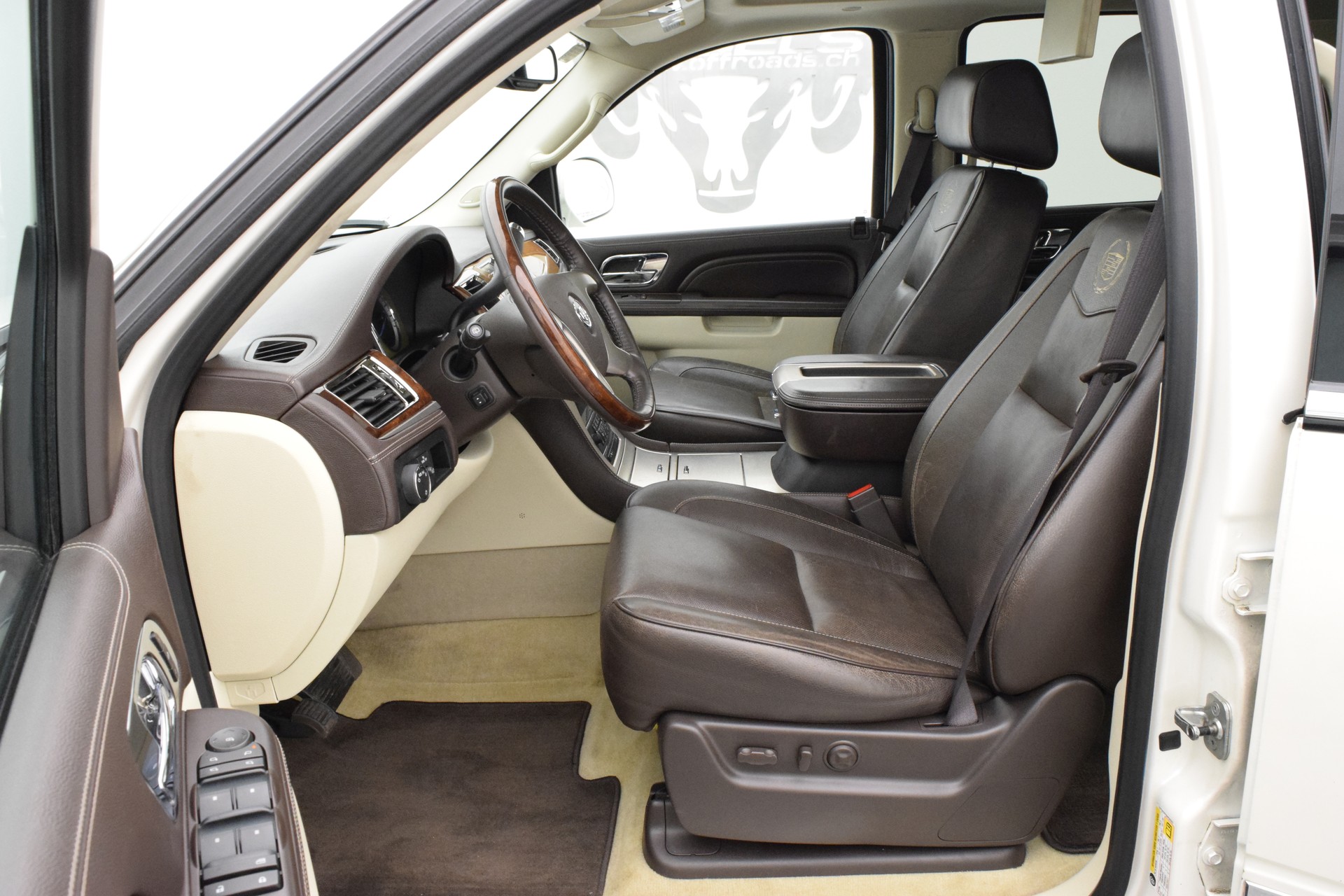 CADILLAC Escalade 6.2 Platinum-image-8