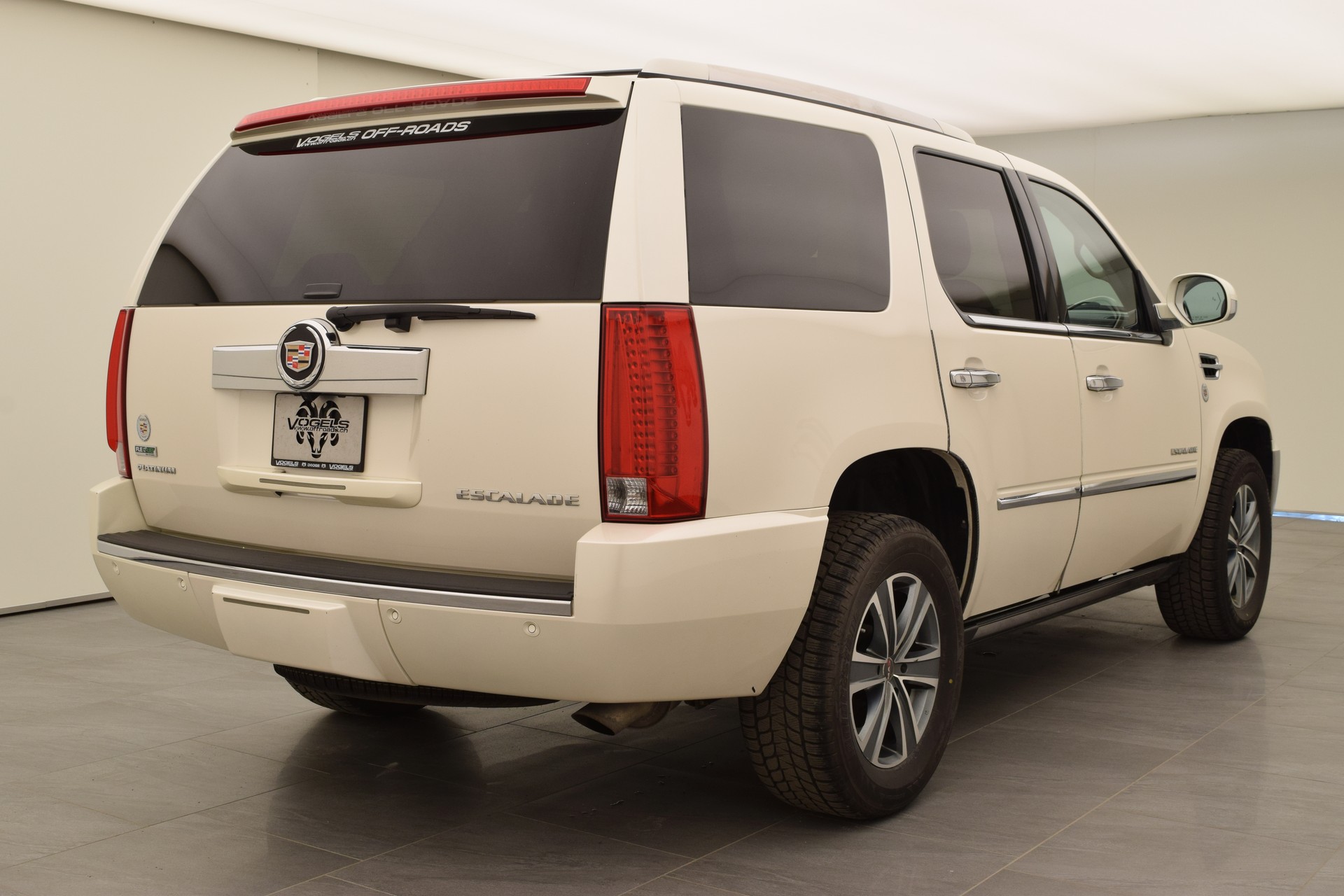 CADILLAC Escalade 6.2 Platinum-image-4