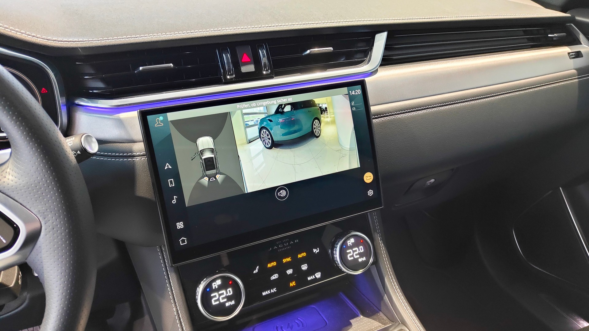 JAGUAR F-Pace 2.0 PHEV 404 R-Dynamic S AWD-image-7