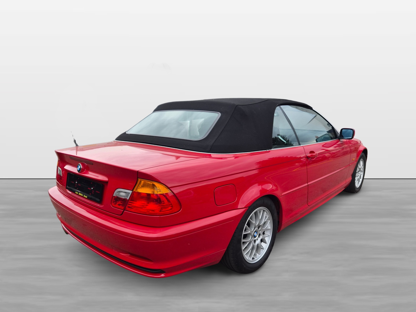 BMW 325Ci Cabriolet-image-11
