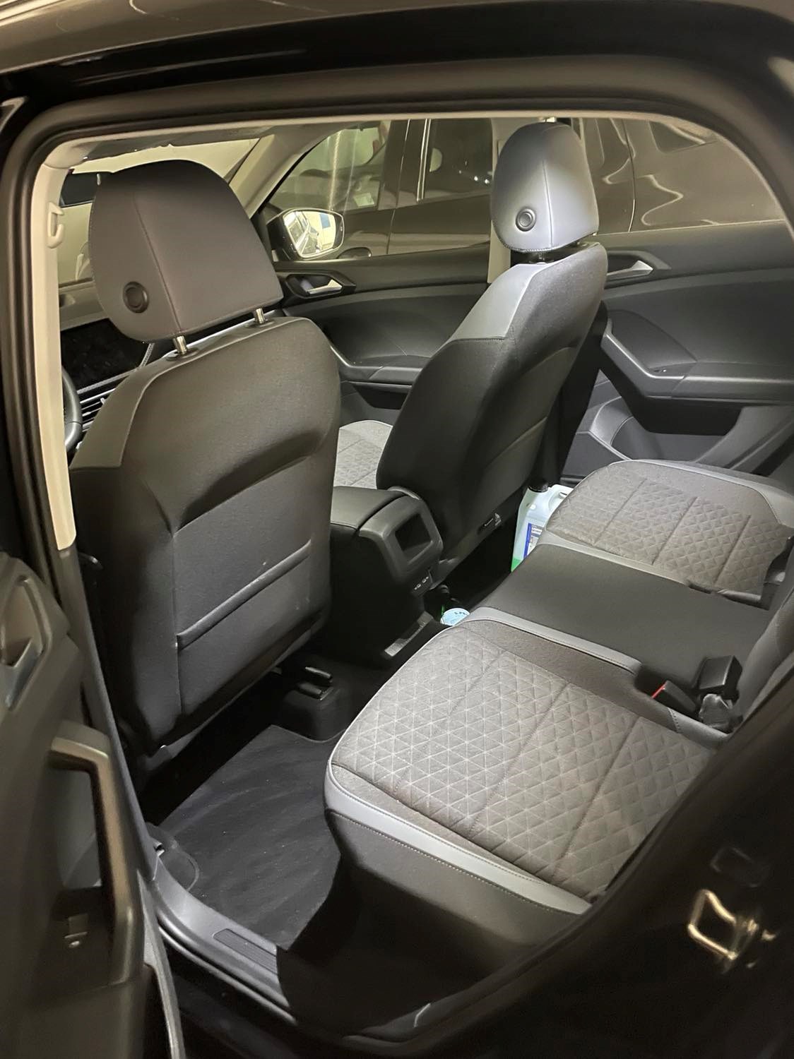VW T-Cross Style 1.0 TSI - 110 PS DSG-image-2