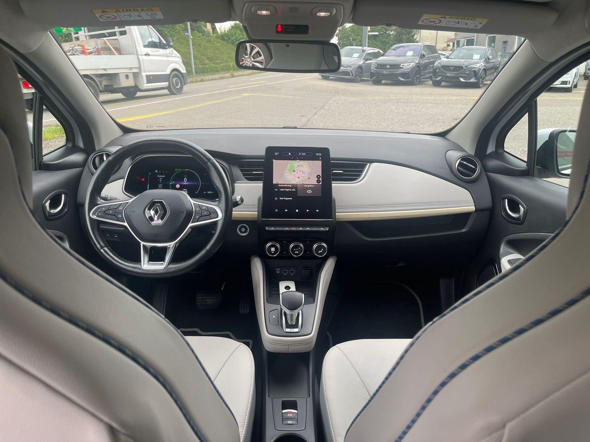 RENAULT Zoe Riviera R135 (Batterie Miete)-image-7