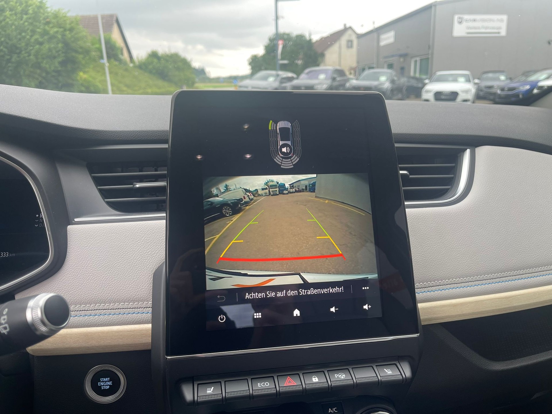 RENAULT Zoe Riviera R135 (Batterie Miete)-image-12