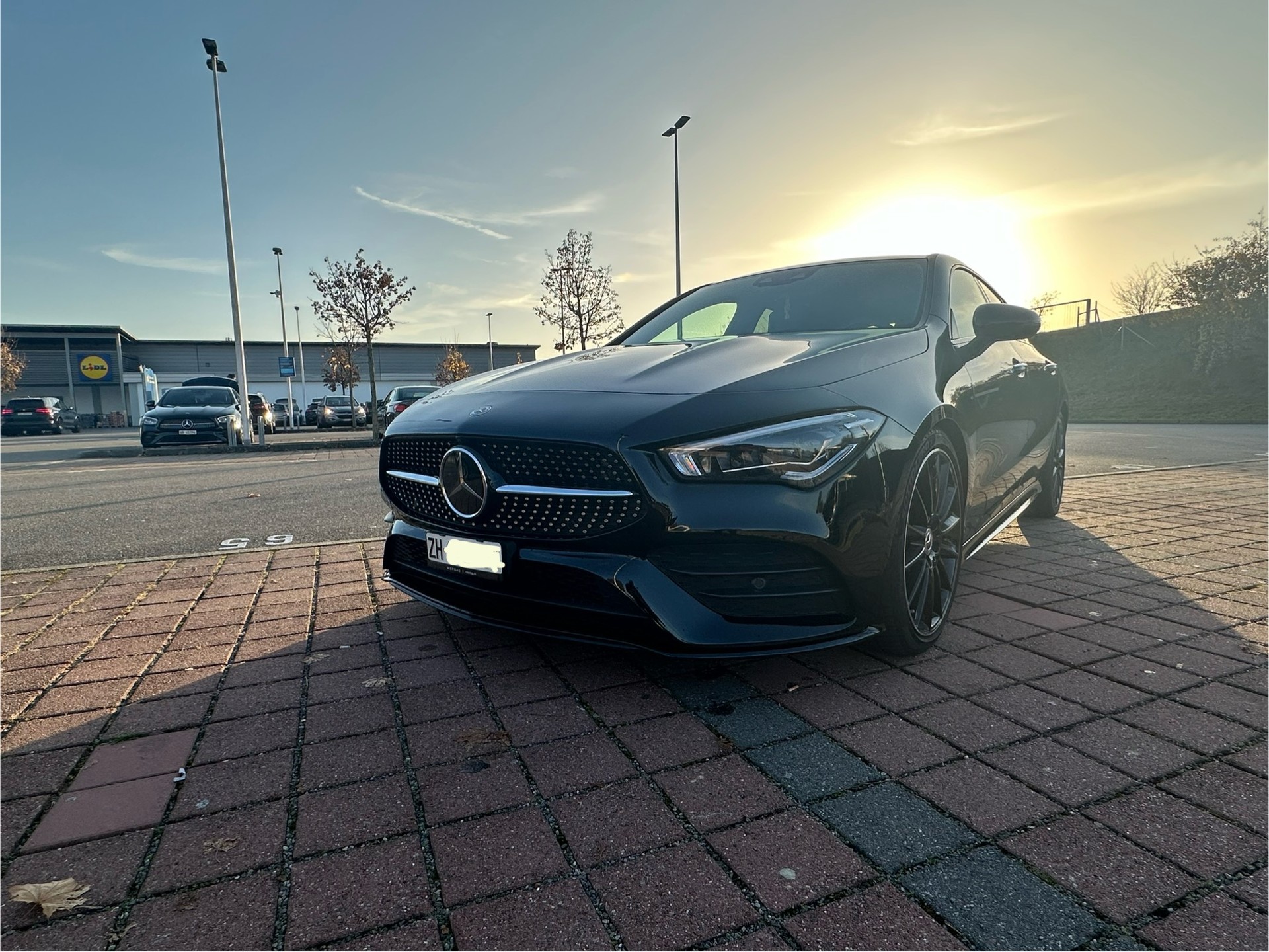 MERCEDES-BENZ CLA Shooting Brake 200 AMG Line 7G-DCT-image-0