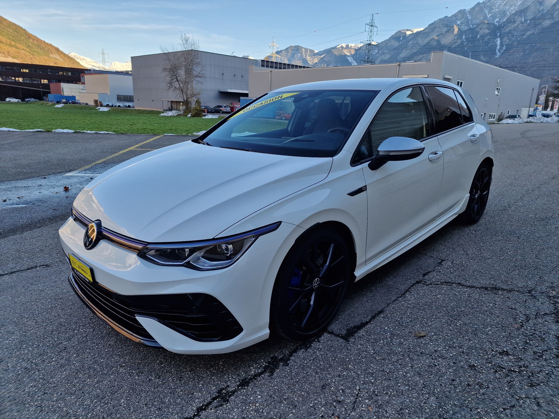 VW Golf 2.0 TSI R DSG 4Motion-image-5