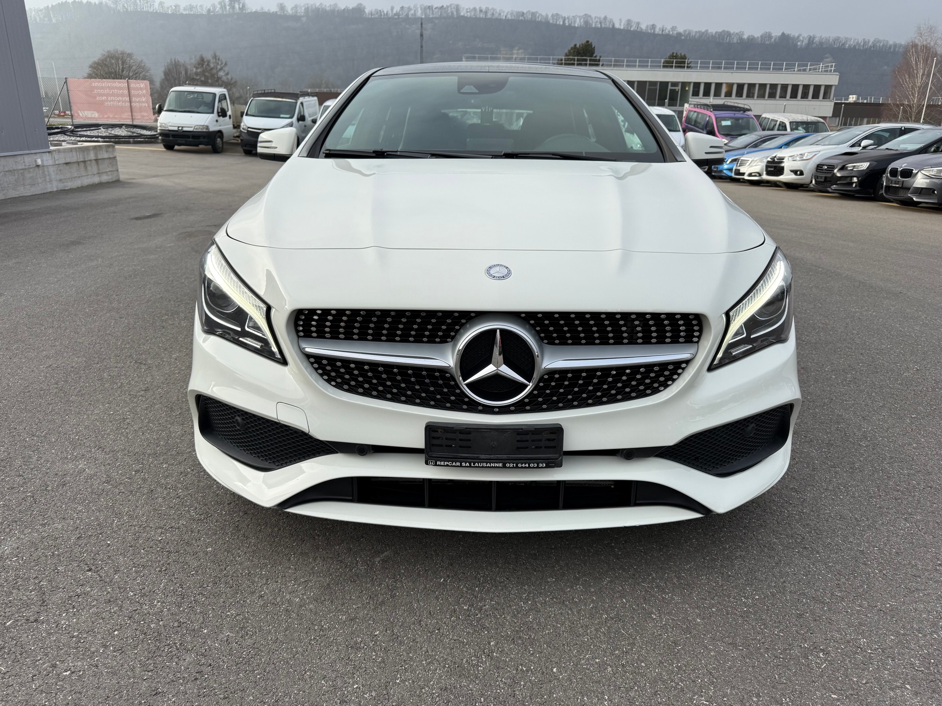 MERCEDES-BENZ CLA Shooting Brake 200 d AMG Line 4Matic 7G-DCT-image-1