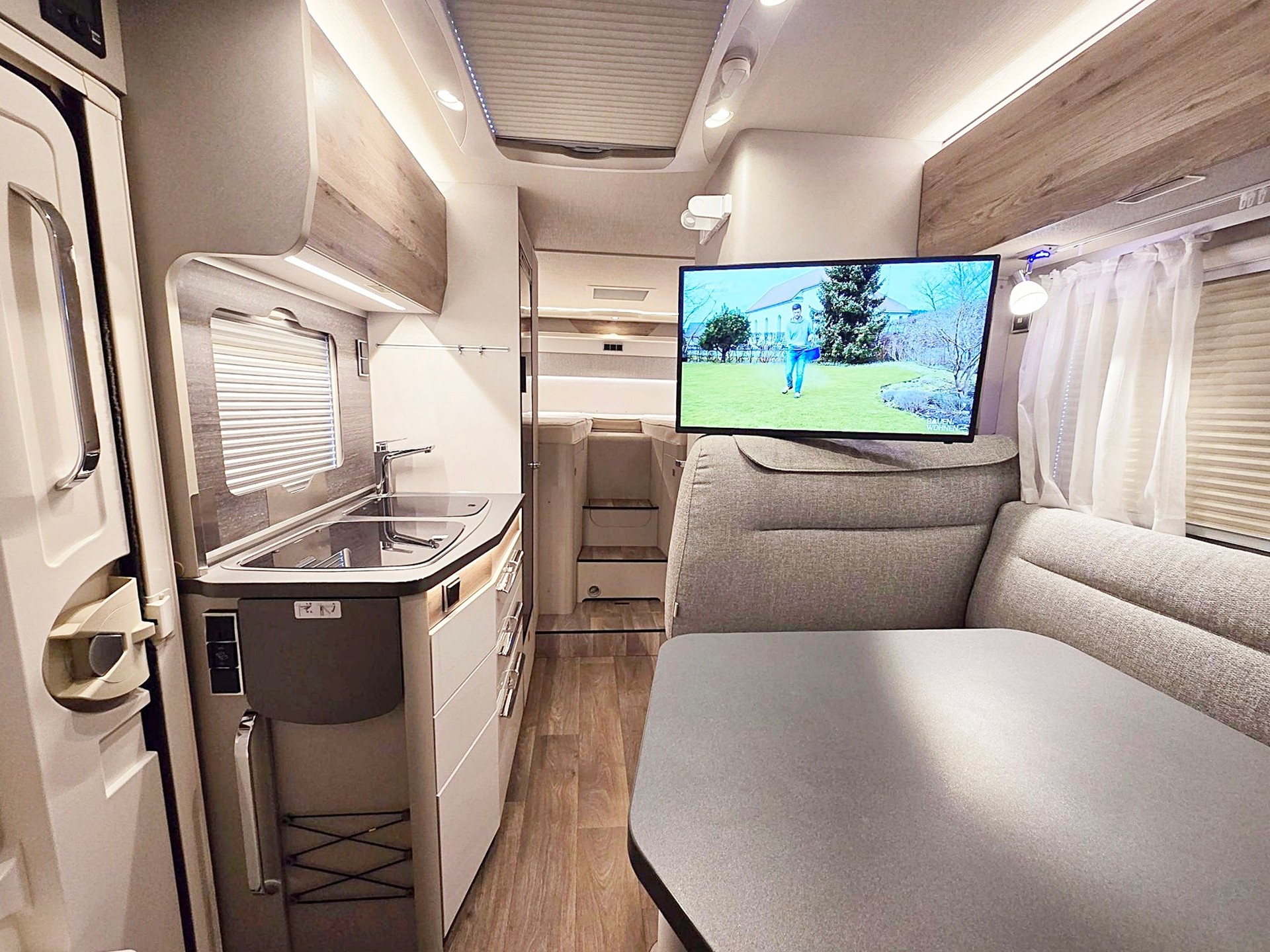 HYMER EXIS-T EX 580 PURE 2,2 HDI DIESEL CITROEN-image-7