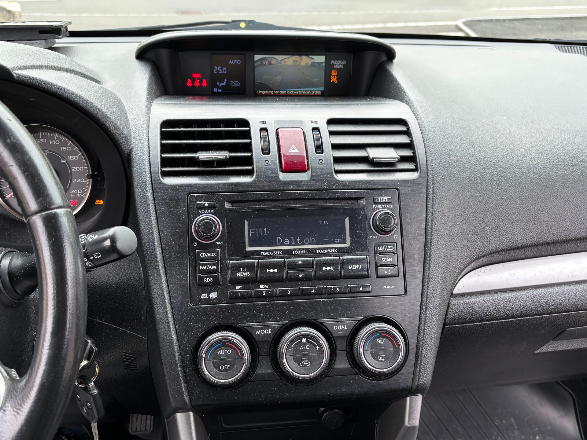 SUBARU Forester 2.0-image-11