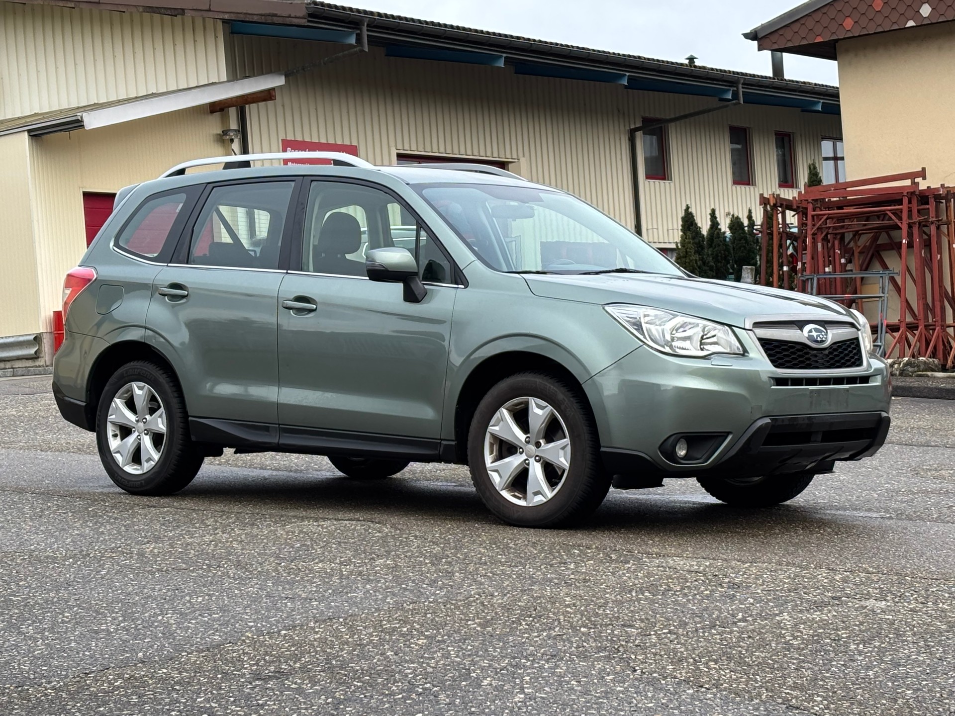 SUBARU Forester 2.0-image-4