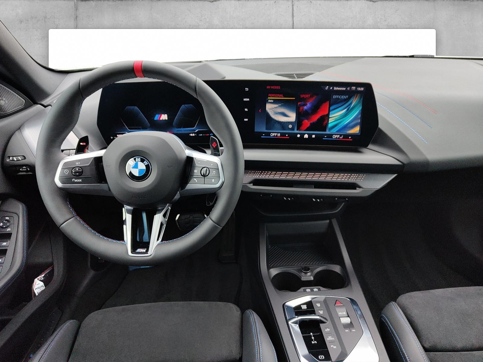 BMW M235i xDrive Gran Coupé-image-16
