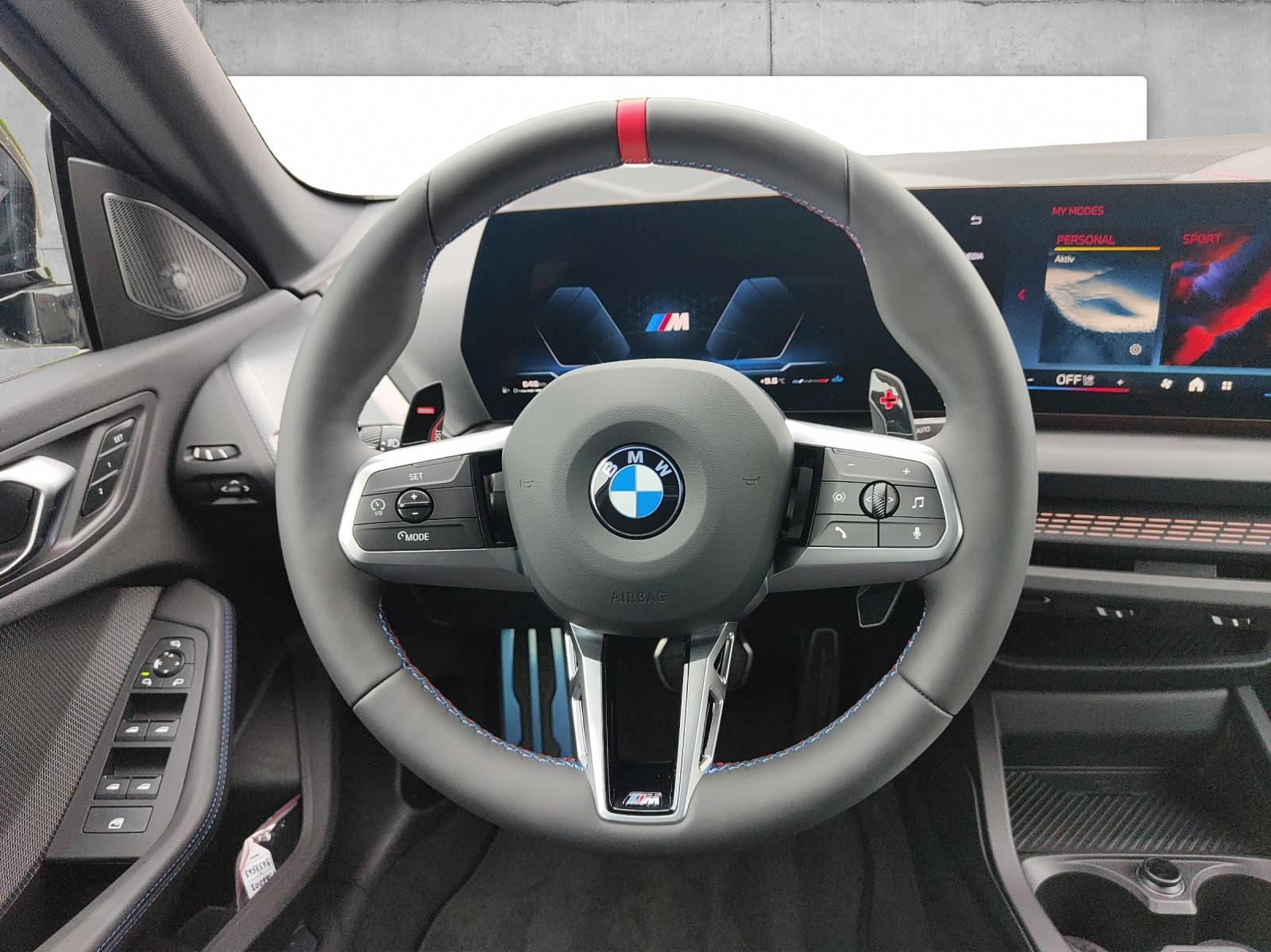 BMW M235i xDrive Gran Coupé-image-8