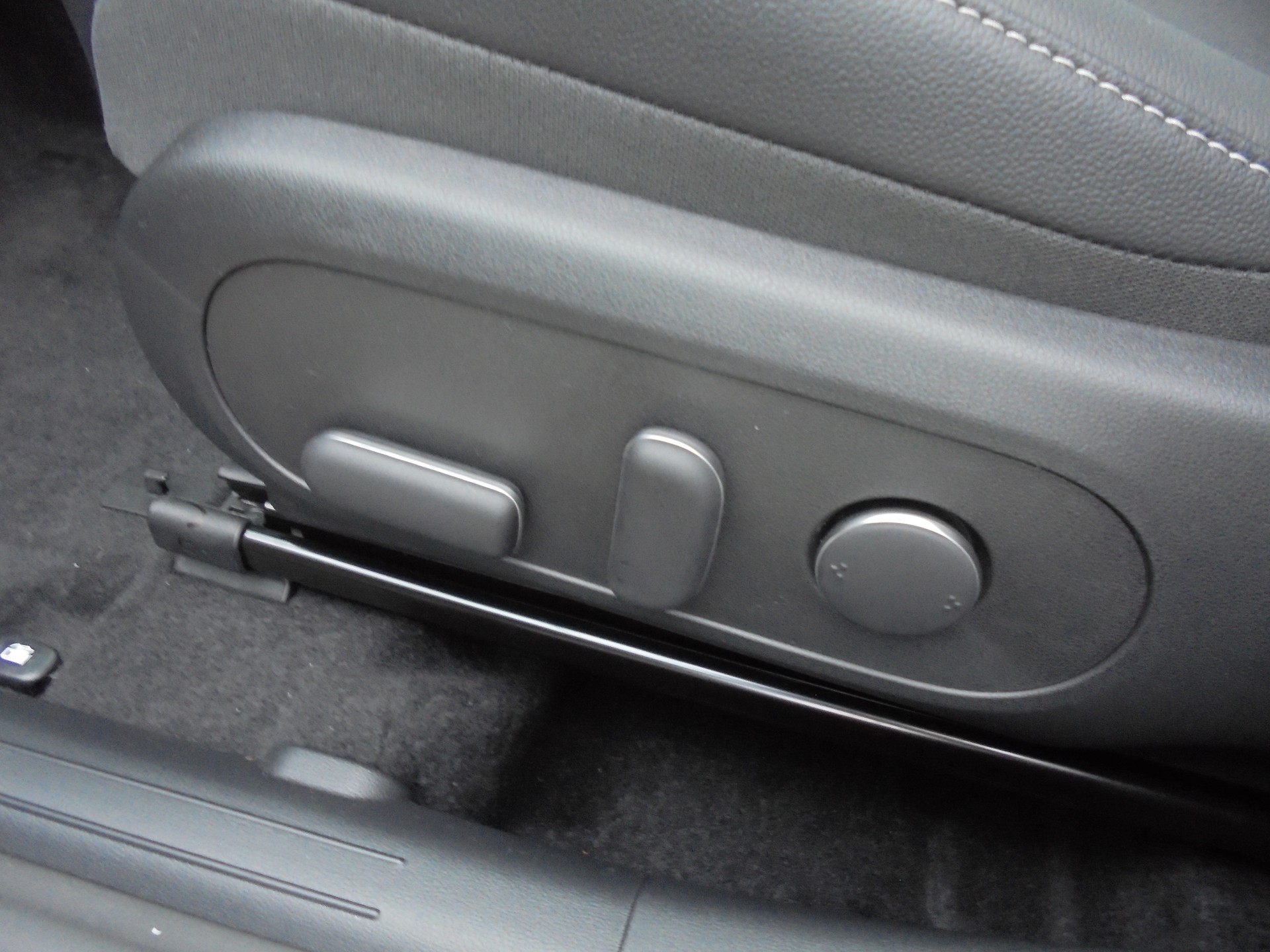 HYUNDAI Kona 1.6 T-GDi Amplia 4WD DCT-image-12