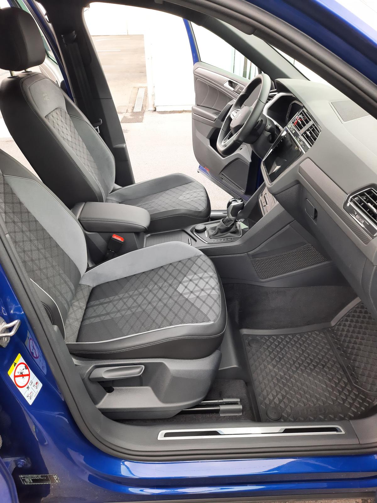 VW Tiguan 2.0 TDI SCR R-Line 4Motion DSG-image-4