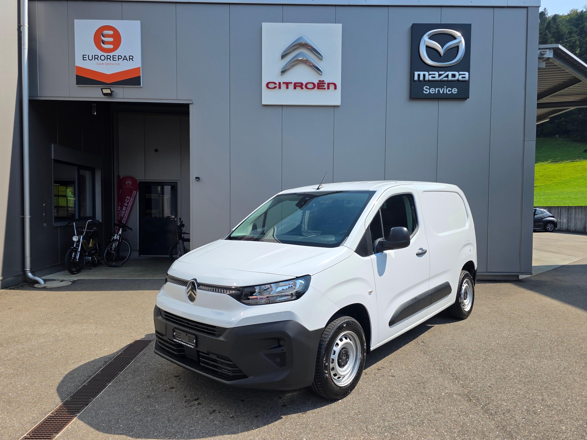 CITROEN Berlingo Van 1.2 Pure Tech 110 s/s Swiss Edition