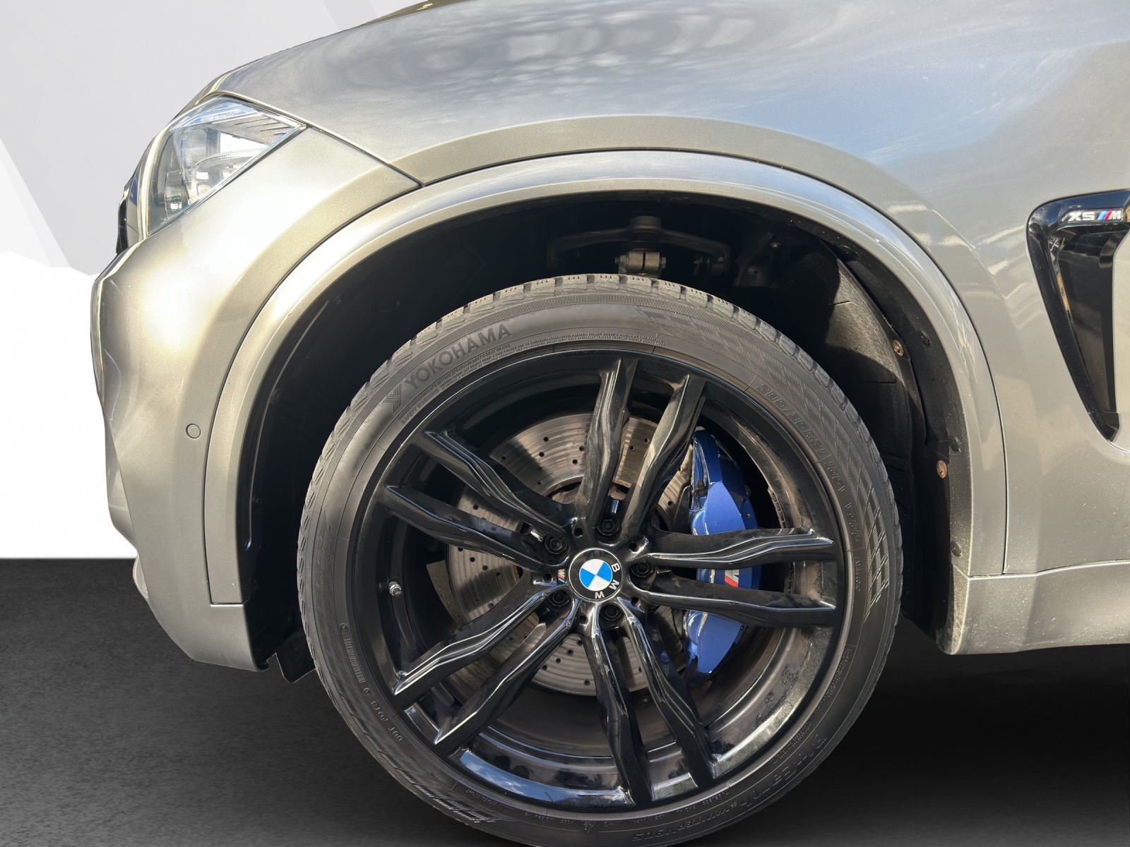 BMW X5 M-image-15