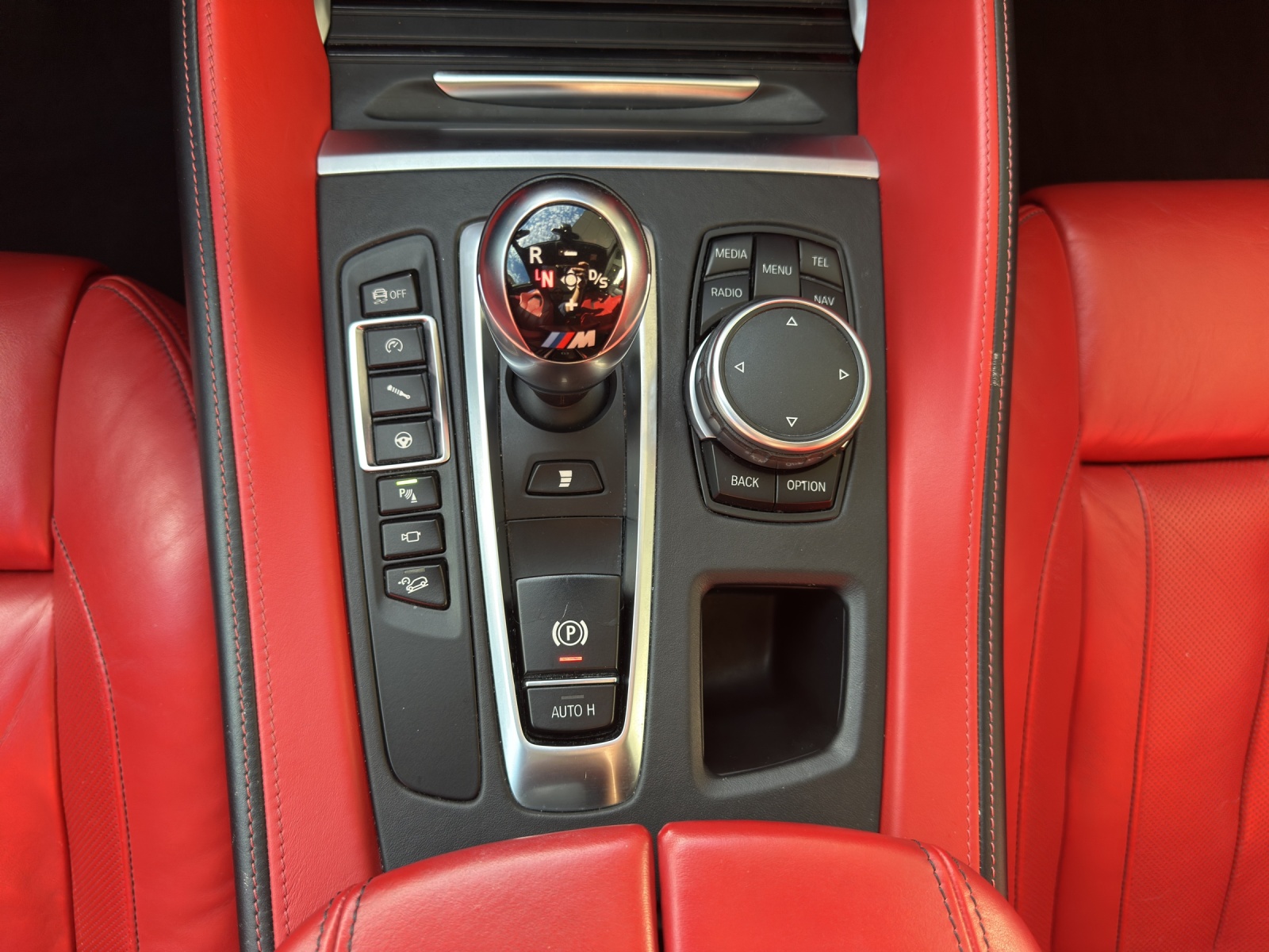 BMW X5 M-image-11