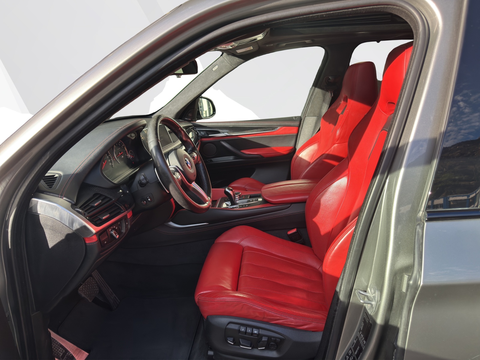 BMW X5 M-image-8