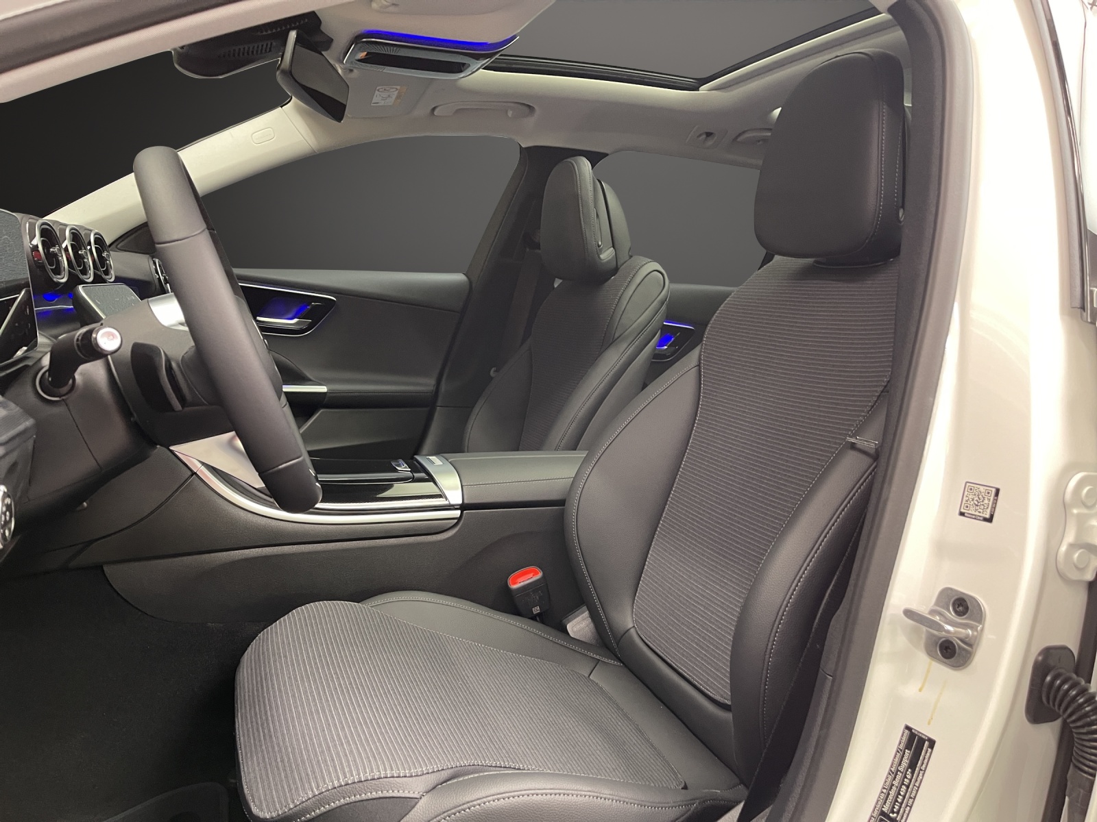 MERCEDES-BENZ C 220 d T 4 M Swiss Star-image-8