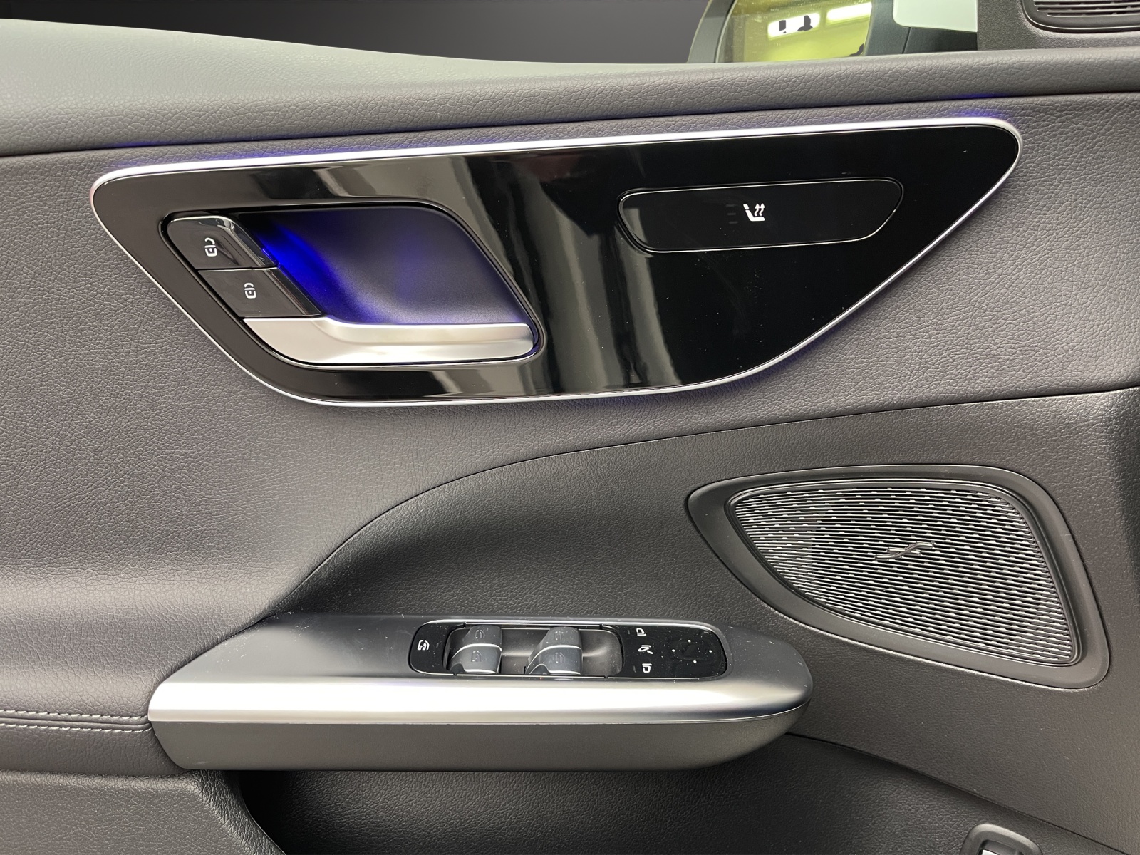 MERCEDES-BENZ C 220 d T 4 M Swiss Star-image-12