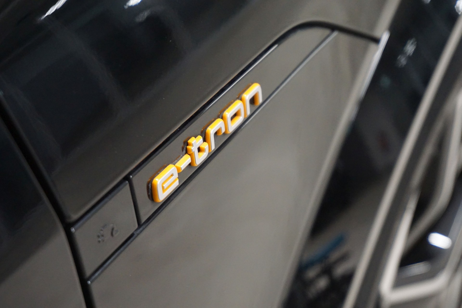 AUDI e-tron S quattro-image-4