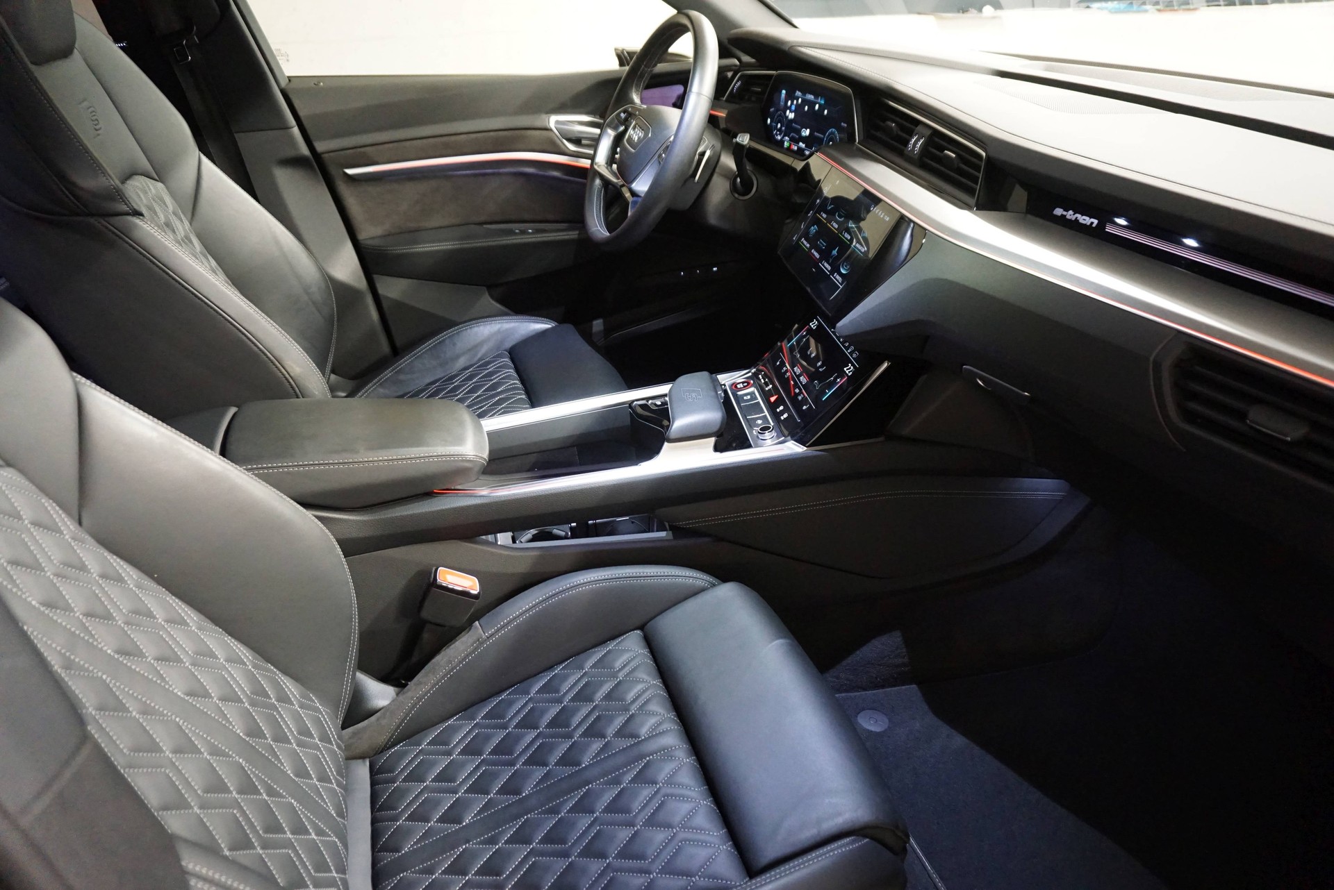 AUDI e-tron S quattro-image-9