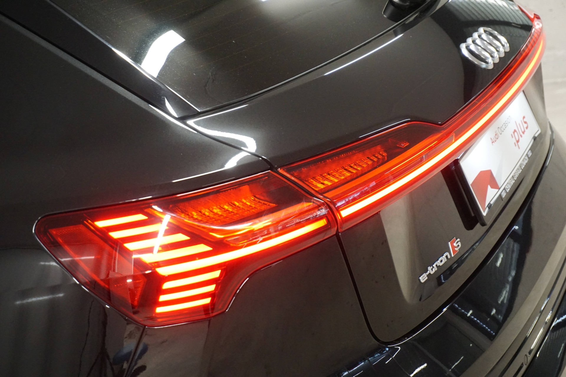 AUDI e-tron S quattro-image-5