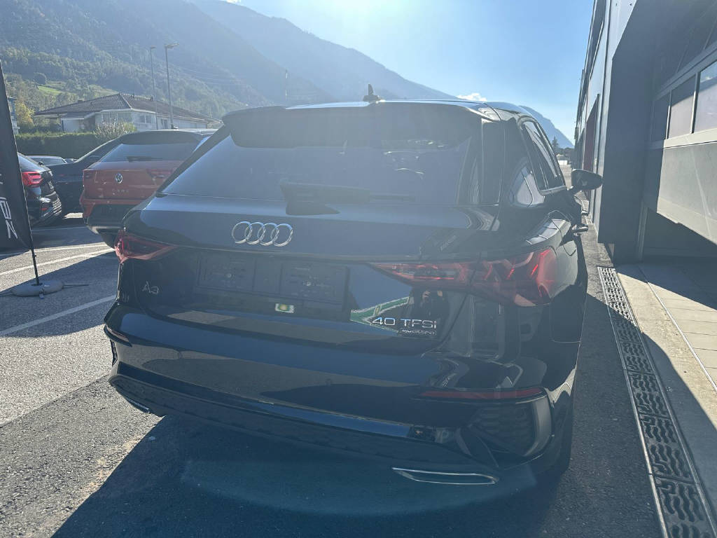 AUDI A3 Sportback 2.0 40 TFSI S Line quattro S-Tronic-image-4