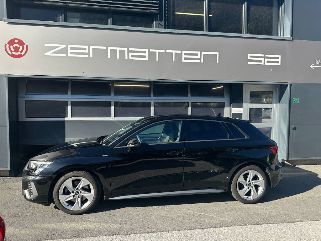 AUDI A3 Sportback 2.0 40 TFSI S Line quattro S-Tronic