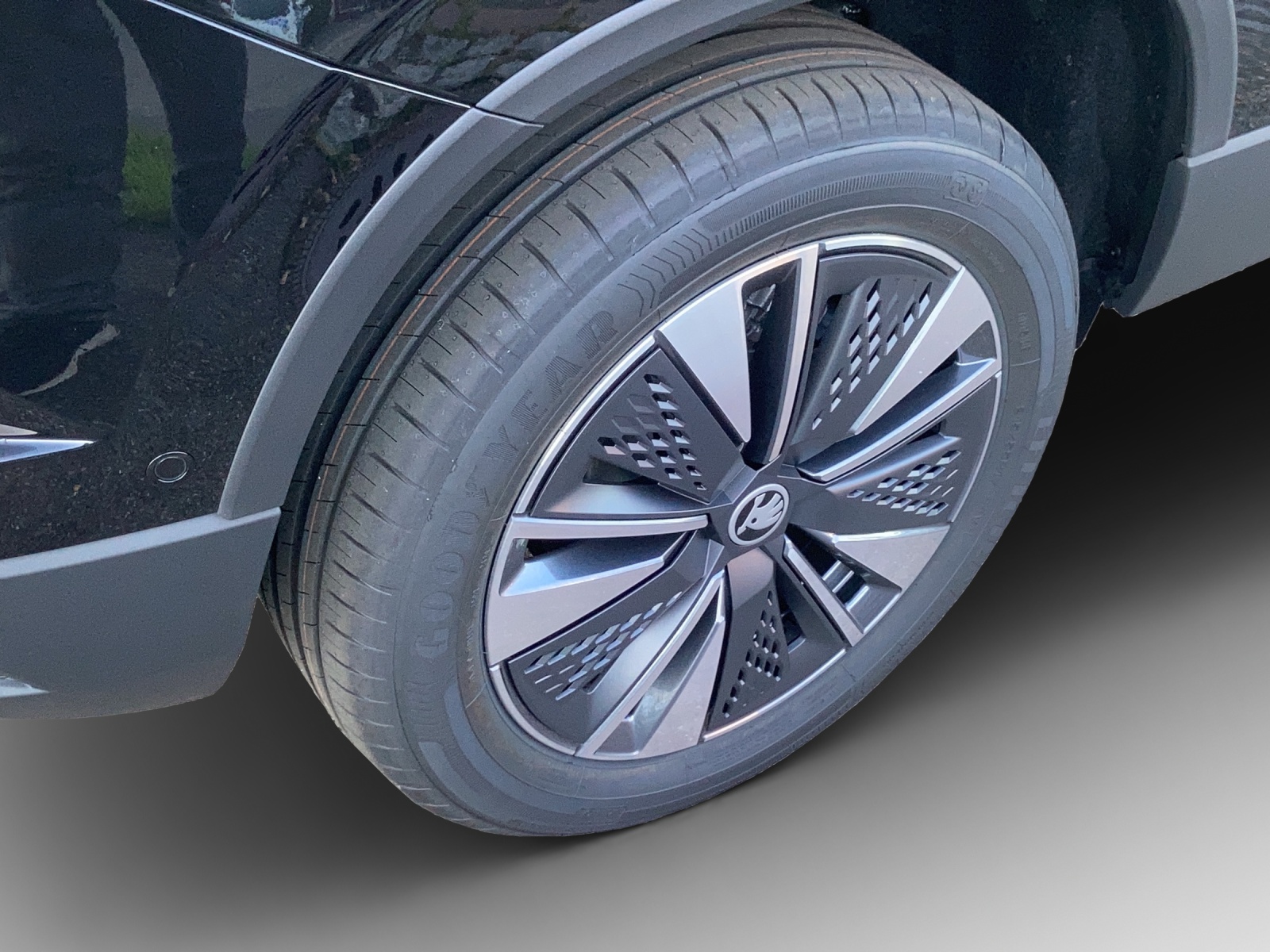 SKODA Karoq 1.5 TSI Dynamic DSG-image-14
