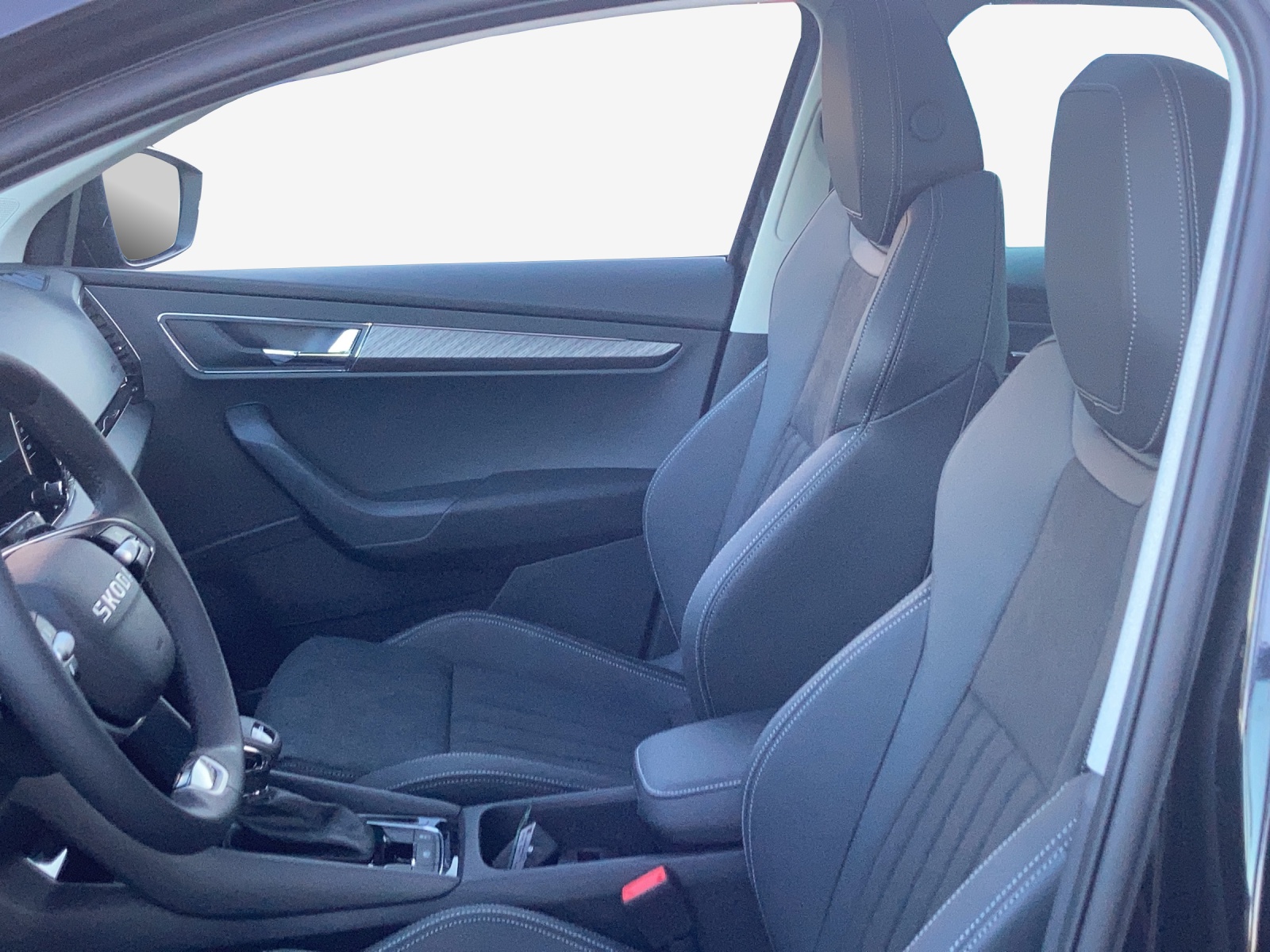 SKODA Karoq 1.5 TSI Dynamic DSG-image-7