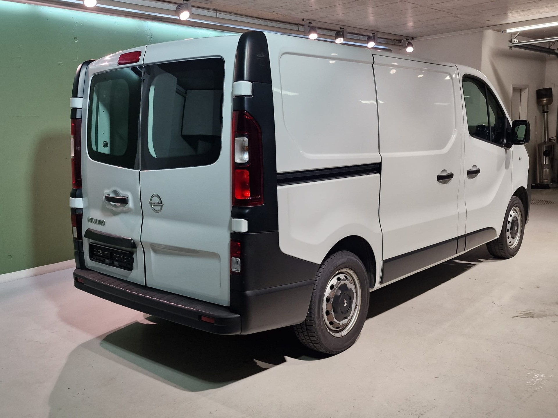OPEL Vivaro 1.6 CDTI 2.7t L1H1-image-4
