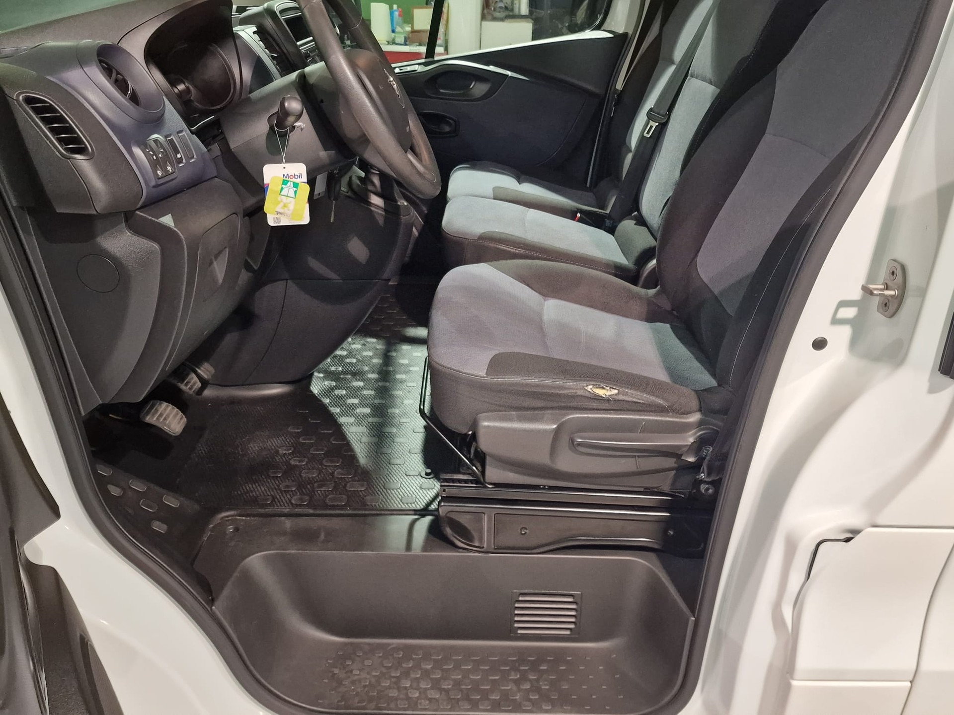 OPEL Vivaro 1.6 CDTI 2.7t L1H1-image-7